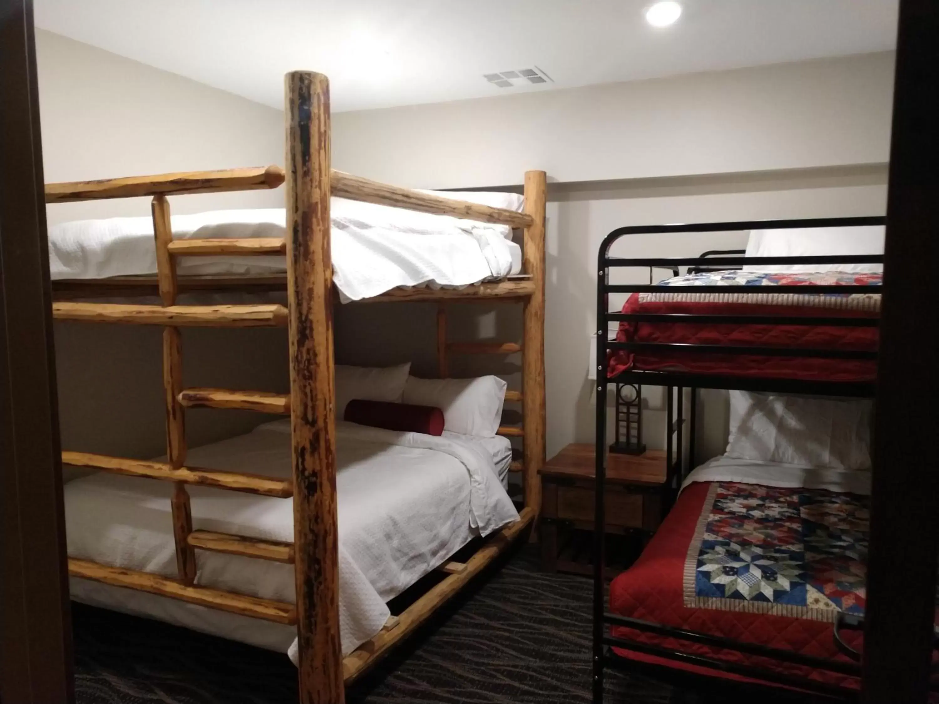 Bunk Bed in Sawtelle Mountain Resort