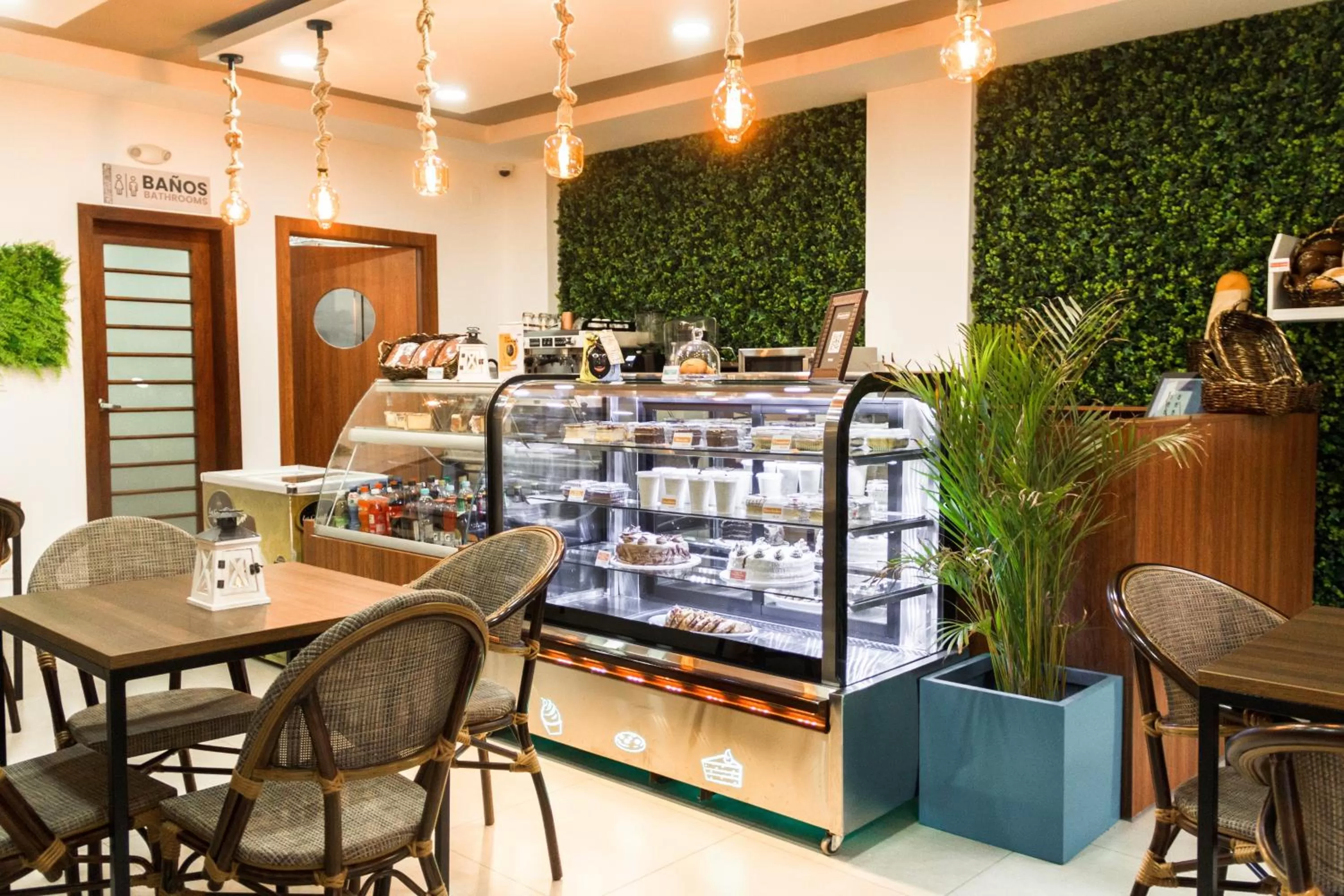 Restaurant/places to eat in REEC Latacunga by Oro Verde Hotels