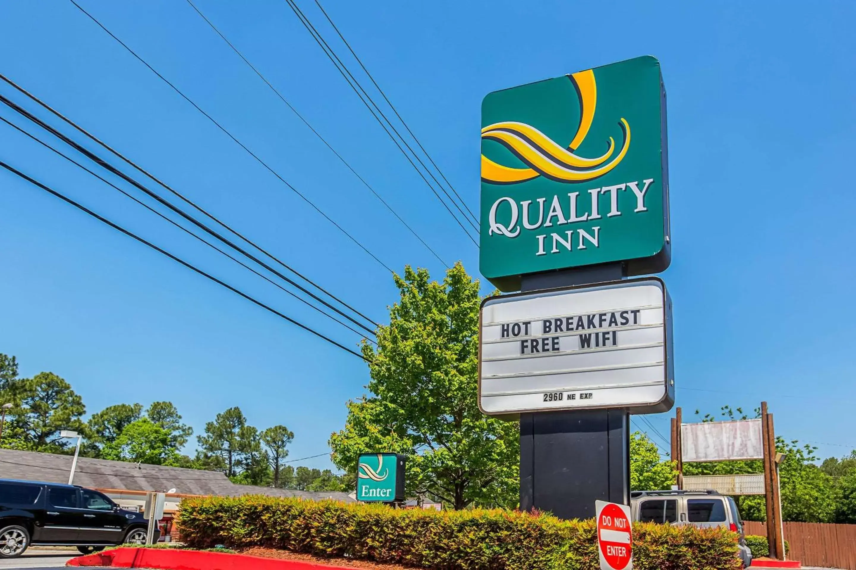 Property building, Property Logo/Sign in Quality Inn Atlanta Northeast I-85