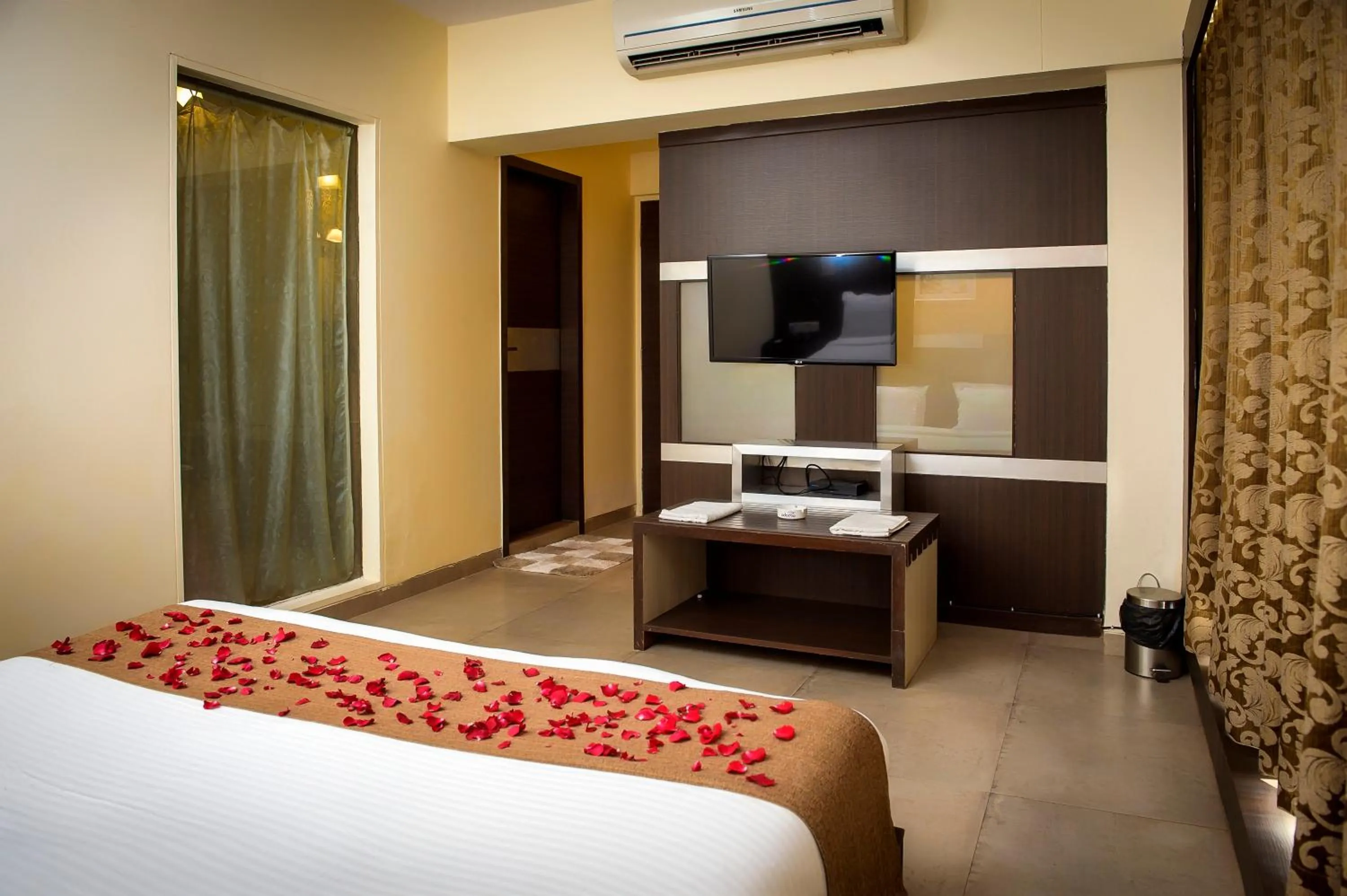 Bedroom, Bed in Adamo the Resort