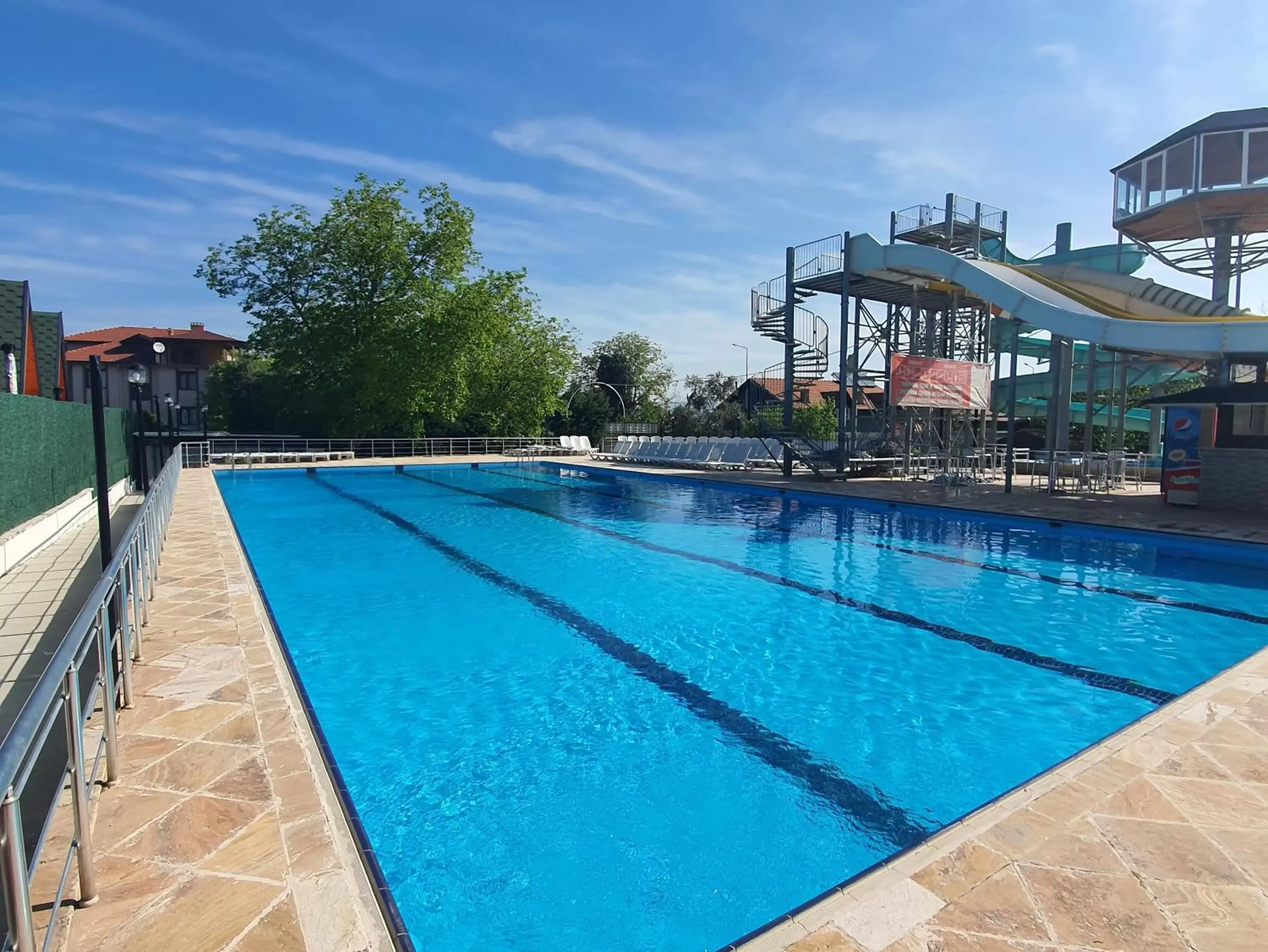 Swimming Pool in Sapanca Aqua Wellness SPA Hotel & Aqua Park