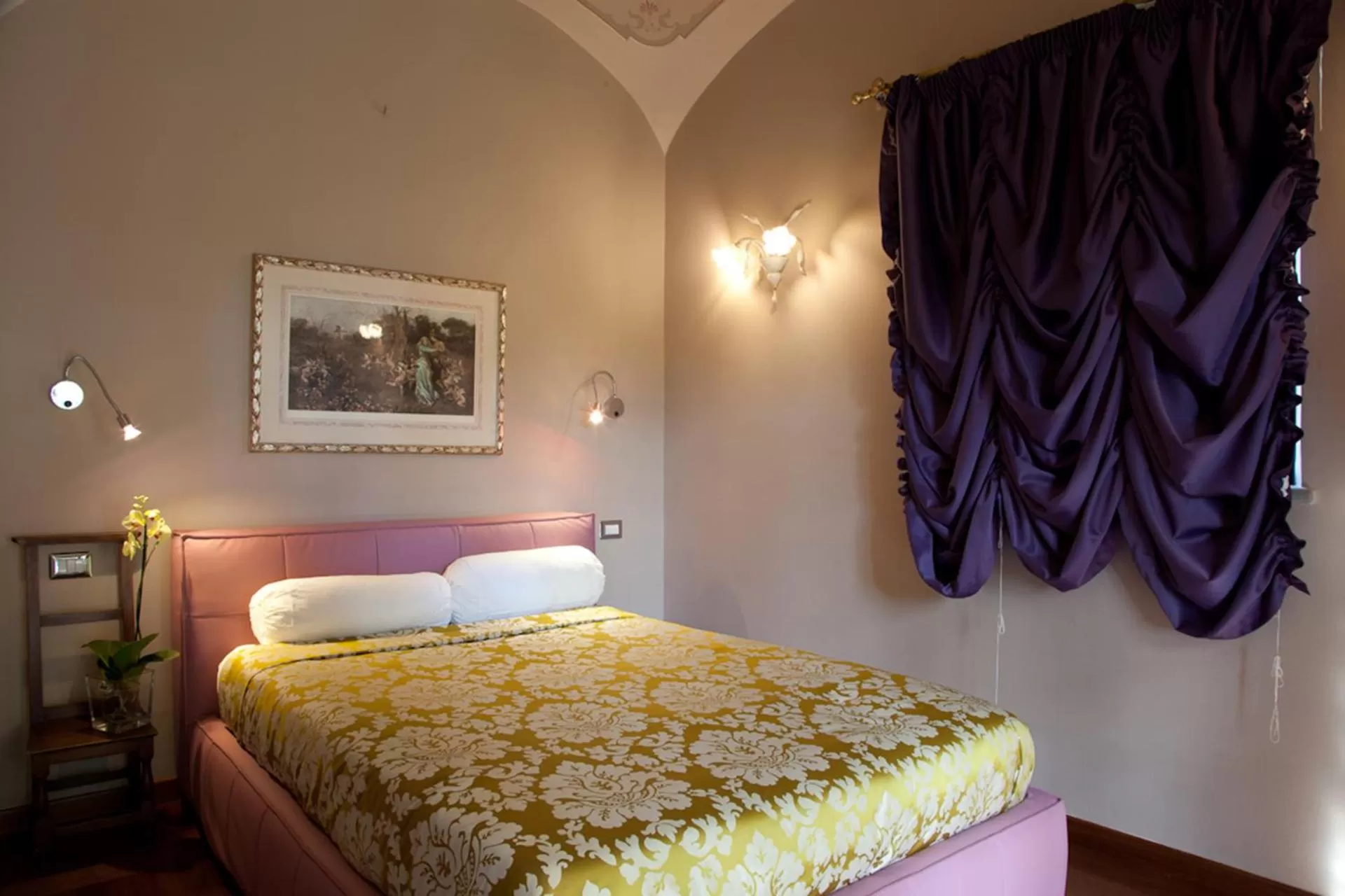 Bed, Room Photo in Relais Montemaggiore