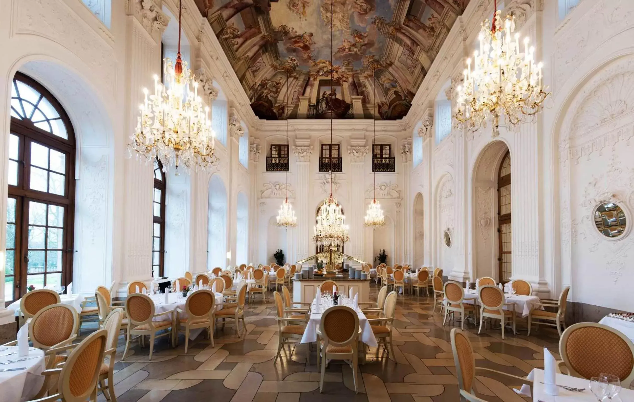 Restaurant/Places to Eat in Maritim Hotel Am Schlossgarten