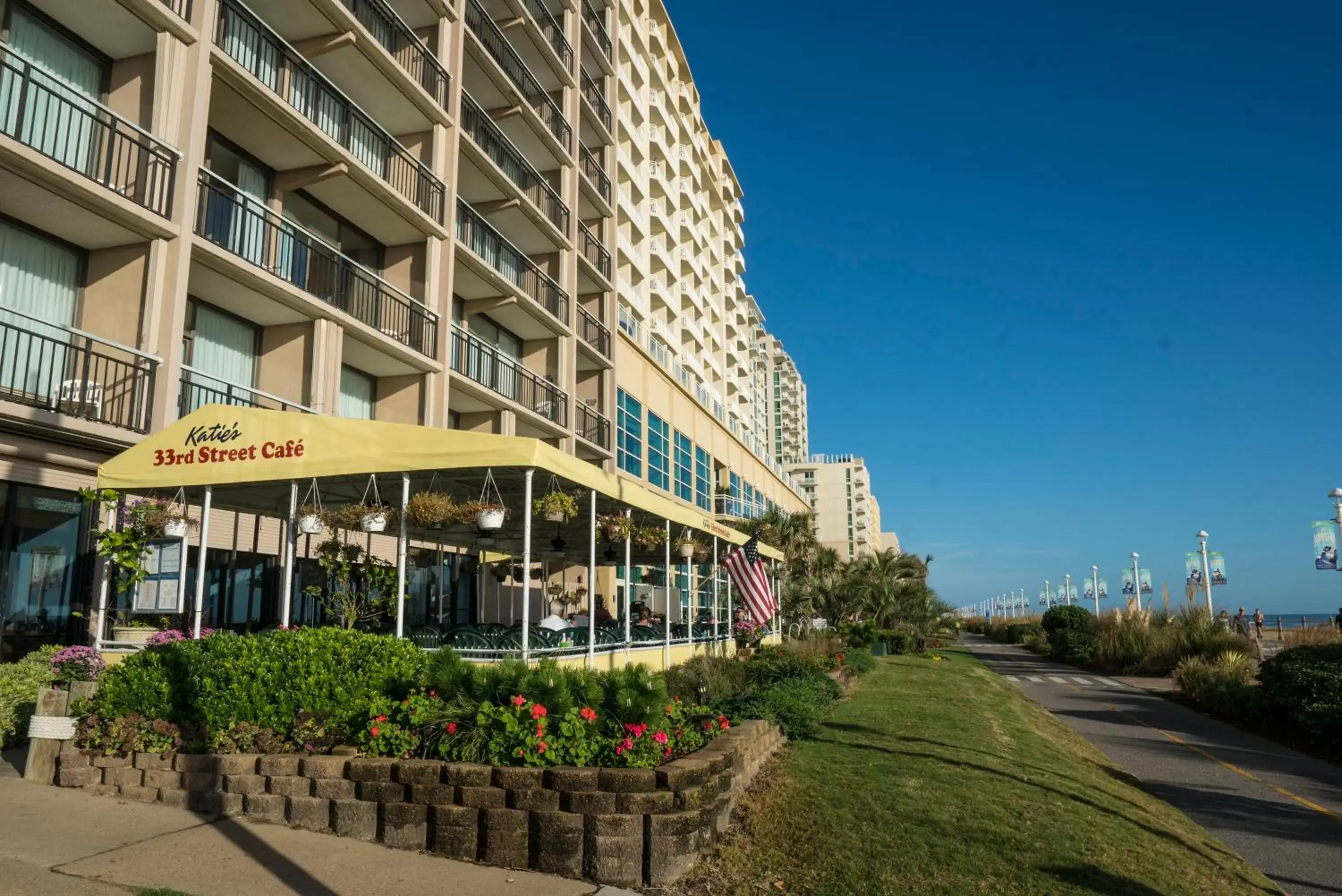 Patio, Property Building in Four Sails Resort