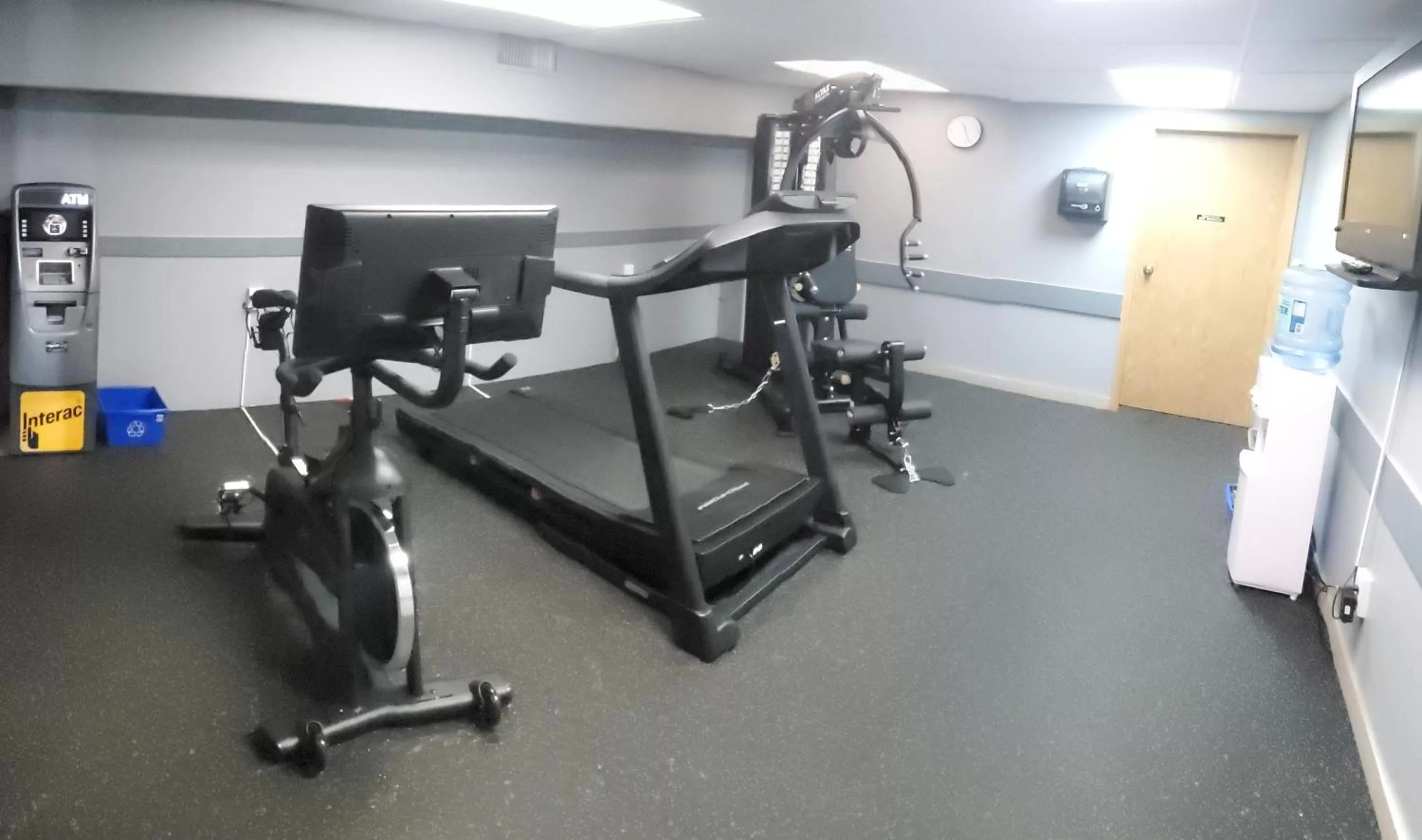 Fitness centre/facilities in Super 8 by Wyndham Edmonton International Airport