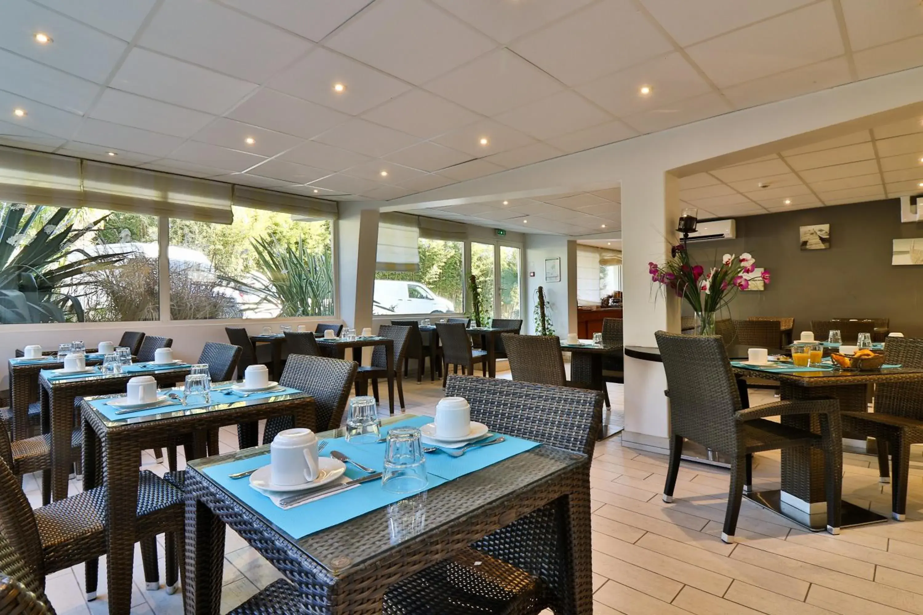 Breakfast, Restaurant/Places to Eat in Hotel SPA Plage St Jean