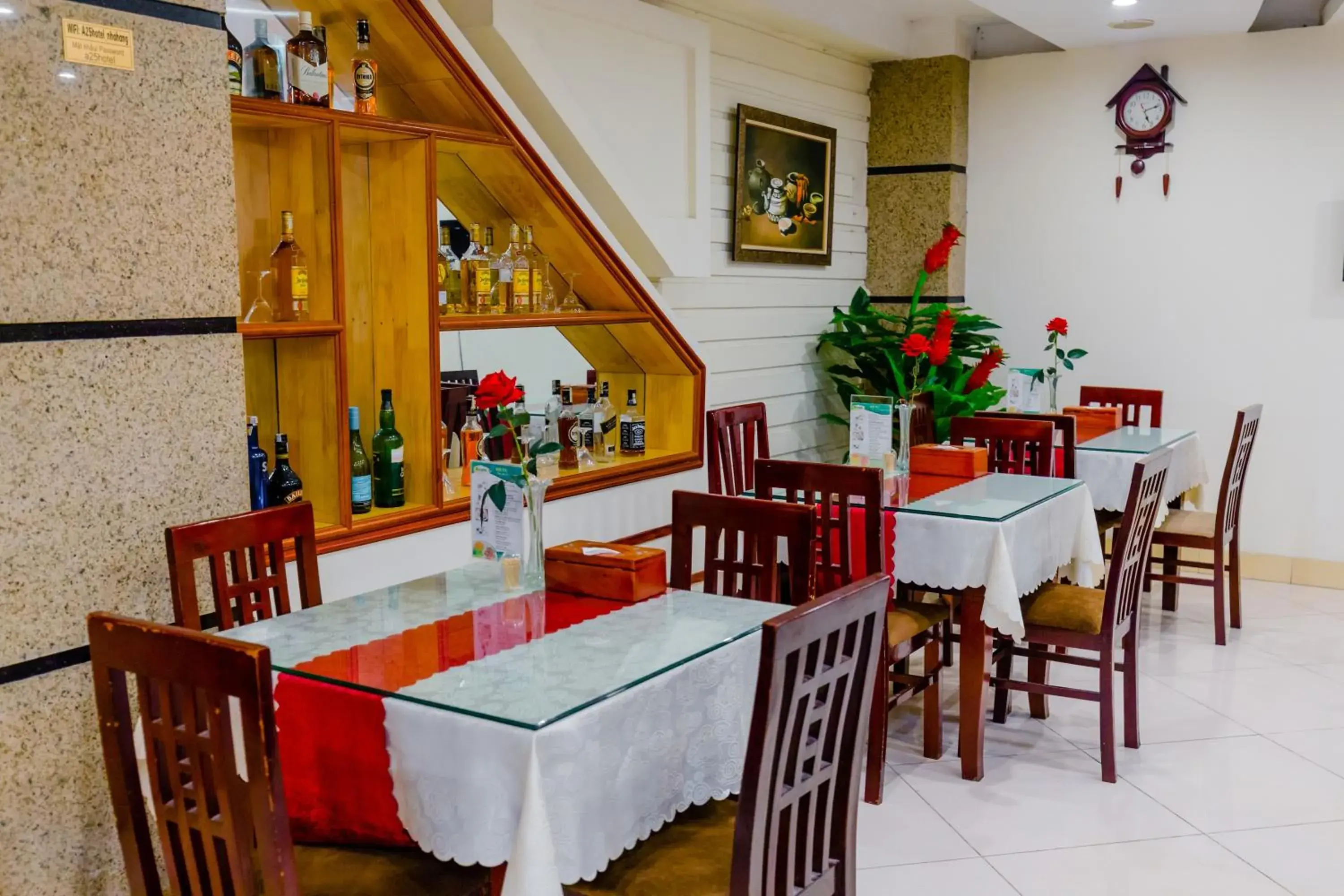 Restaurant/Places to Eat in A25 Hotel - 61 Lương Ngọc Quyến