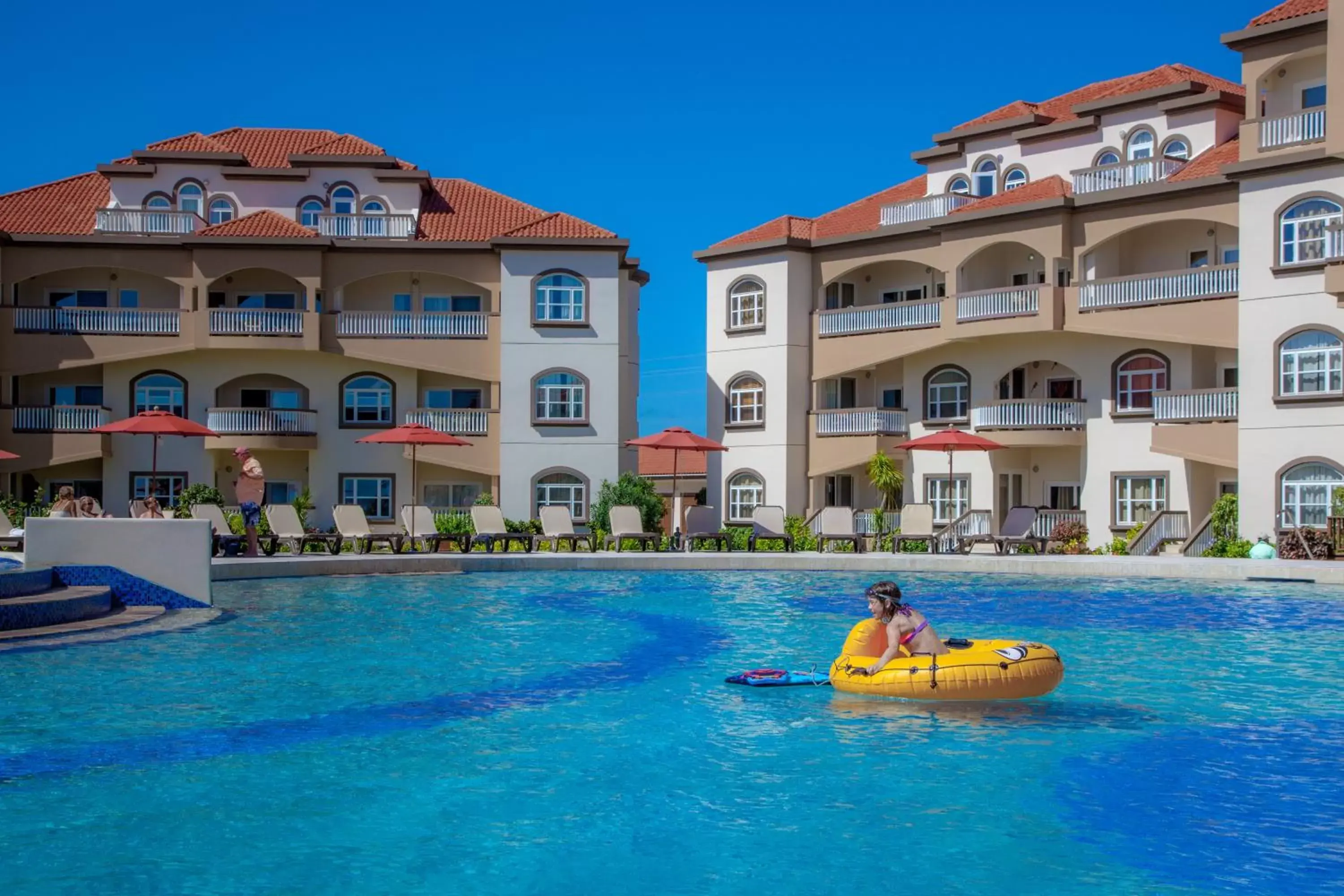 Property building in Grand Caribe Belize Property building in Grand Caribe Belize