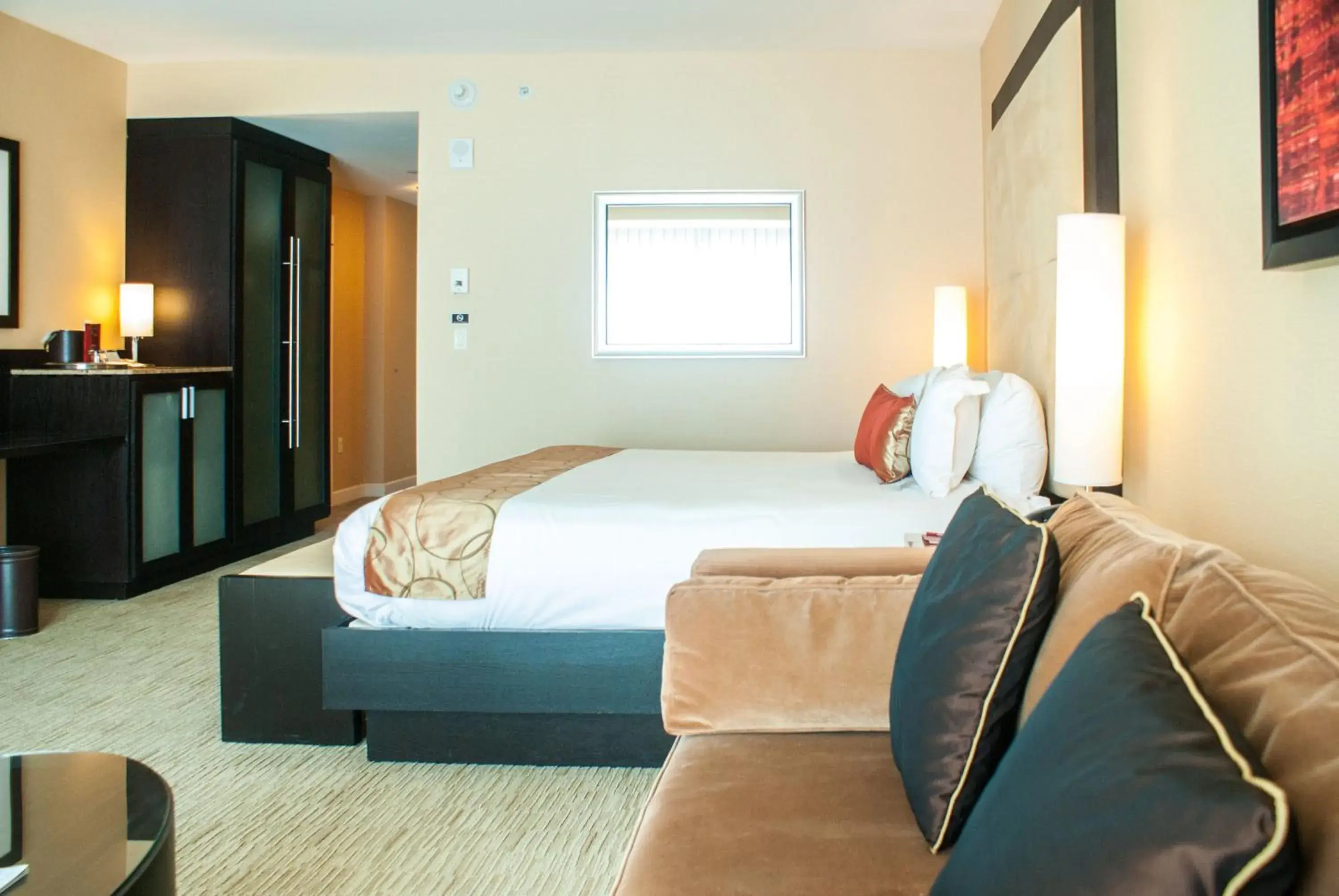 Bed in Agua Caliente Casino Resort Spa
