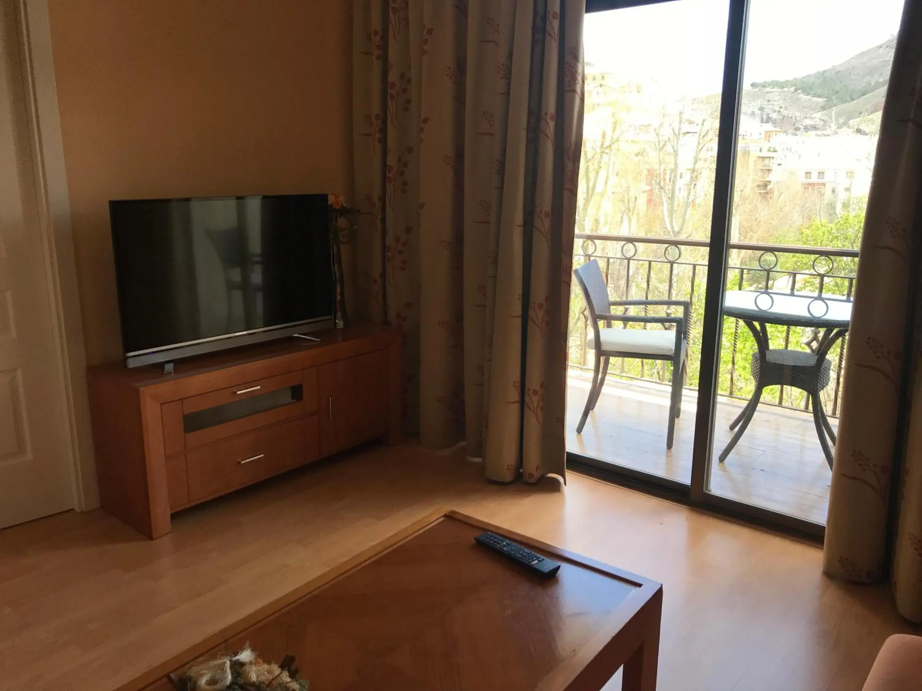 Living room, TV/Entertainment Center in Hotel Alfonso VIII De Cuenca