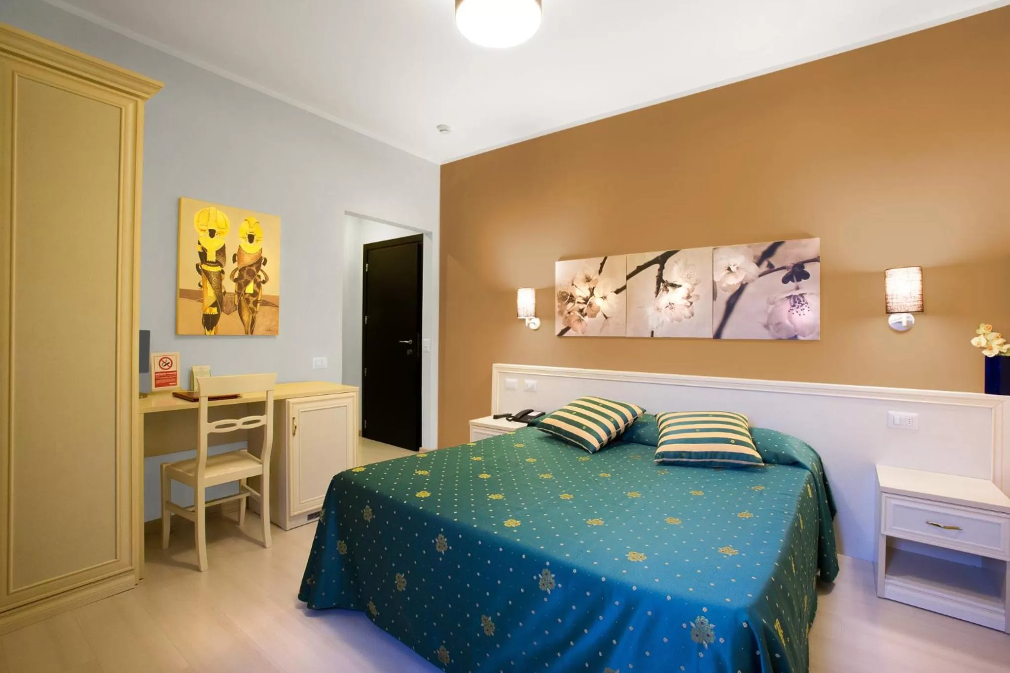 Bed in Hotel La Campagnola