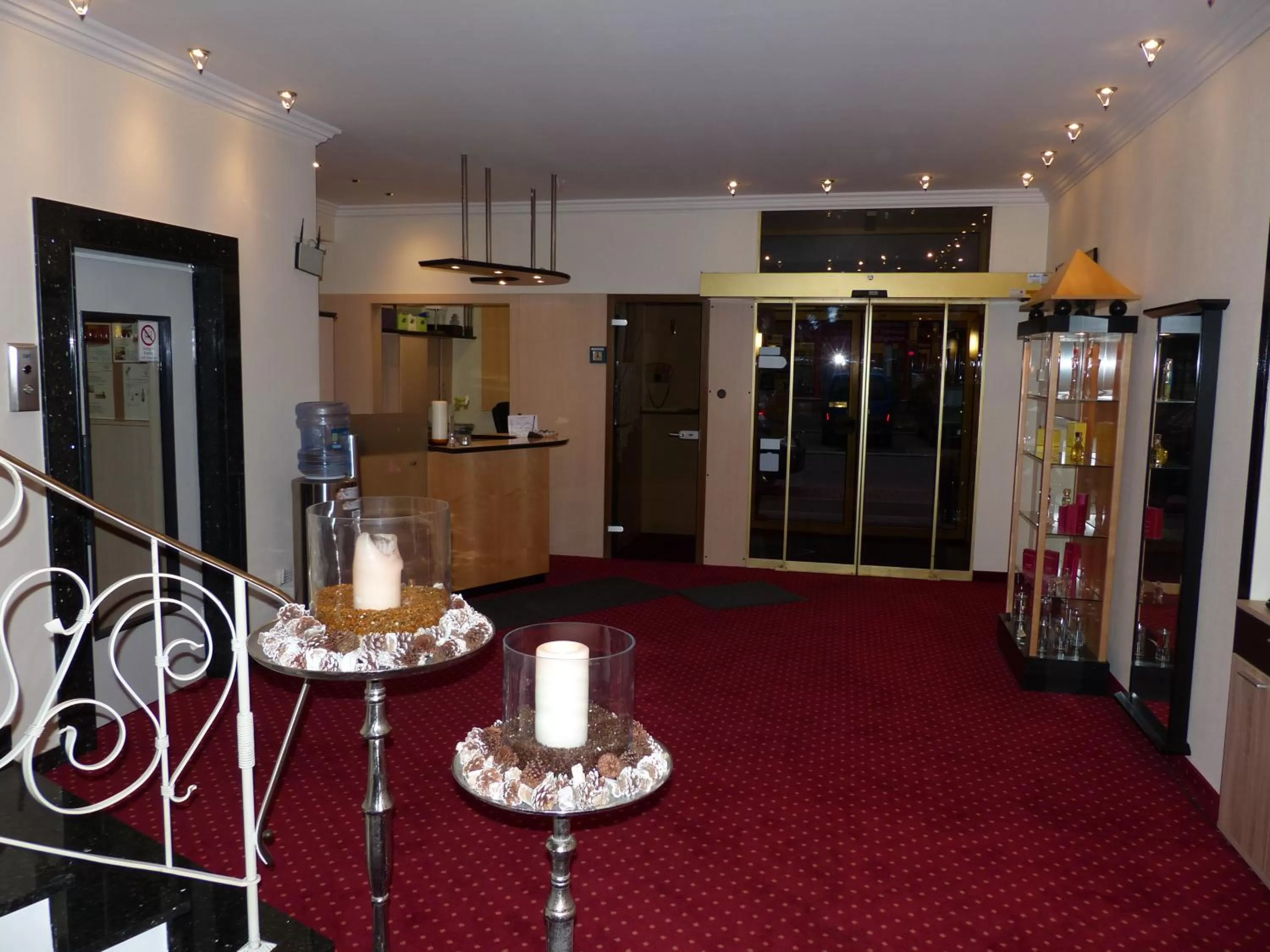 Lobby or reception in City Hotel by celina