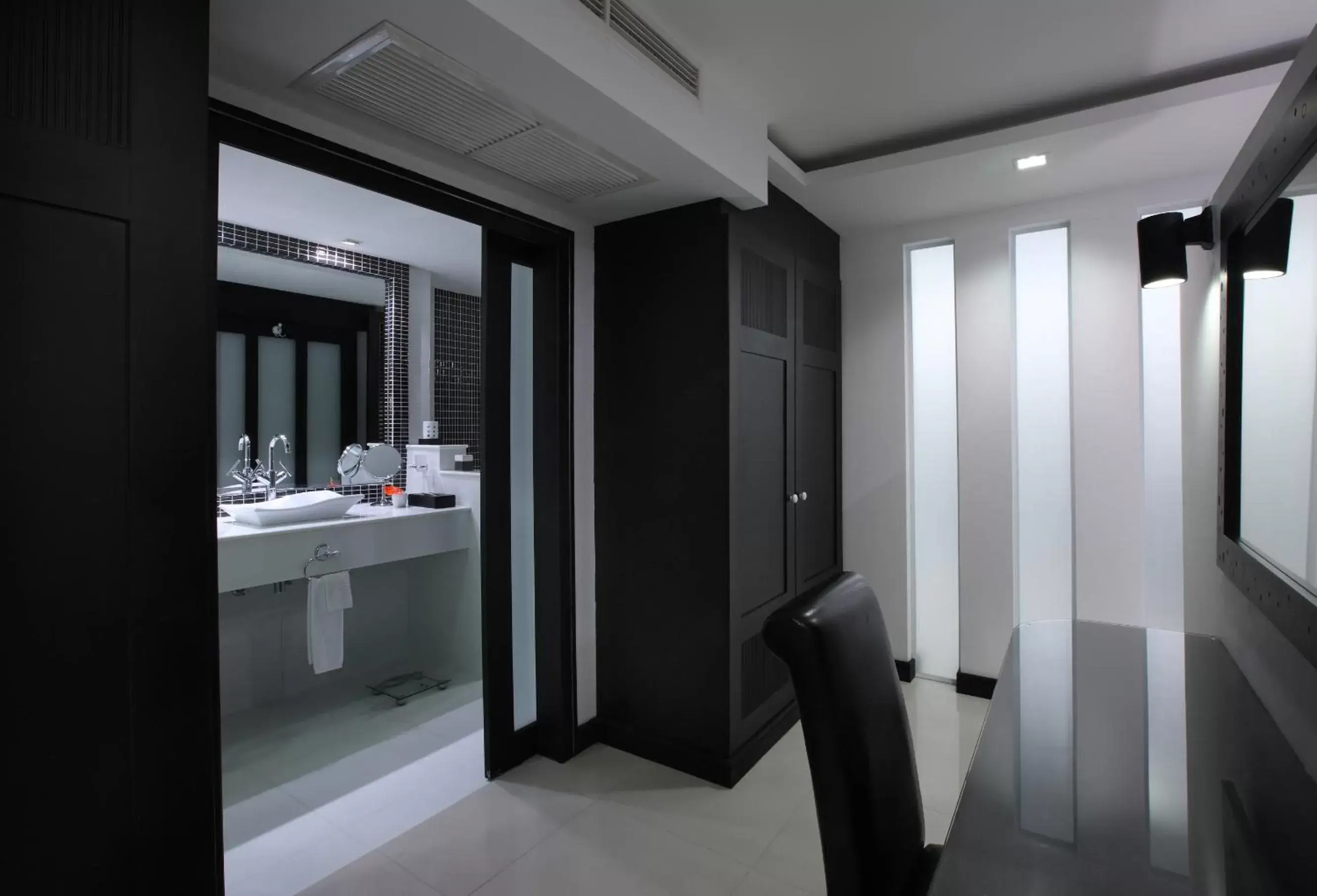 Shower, Bathroom in Nova Suites Pattaya by Compass Hospitality