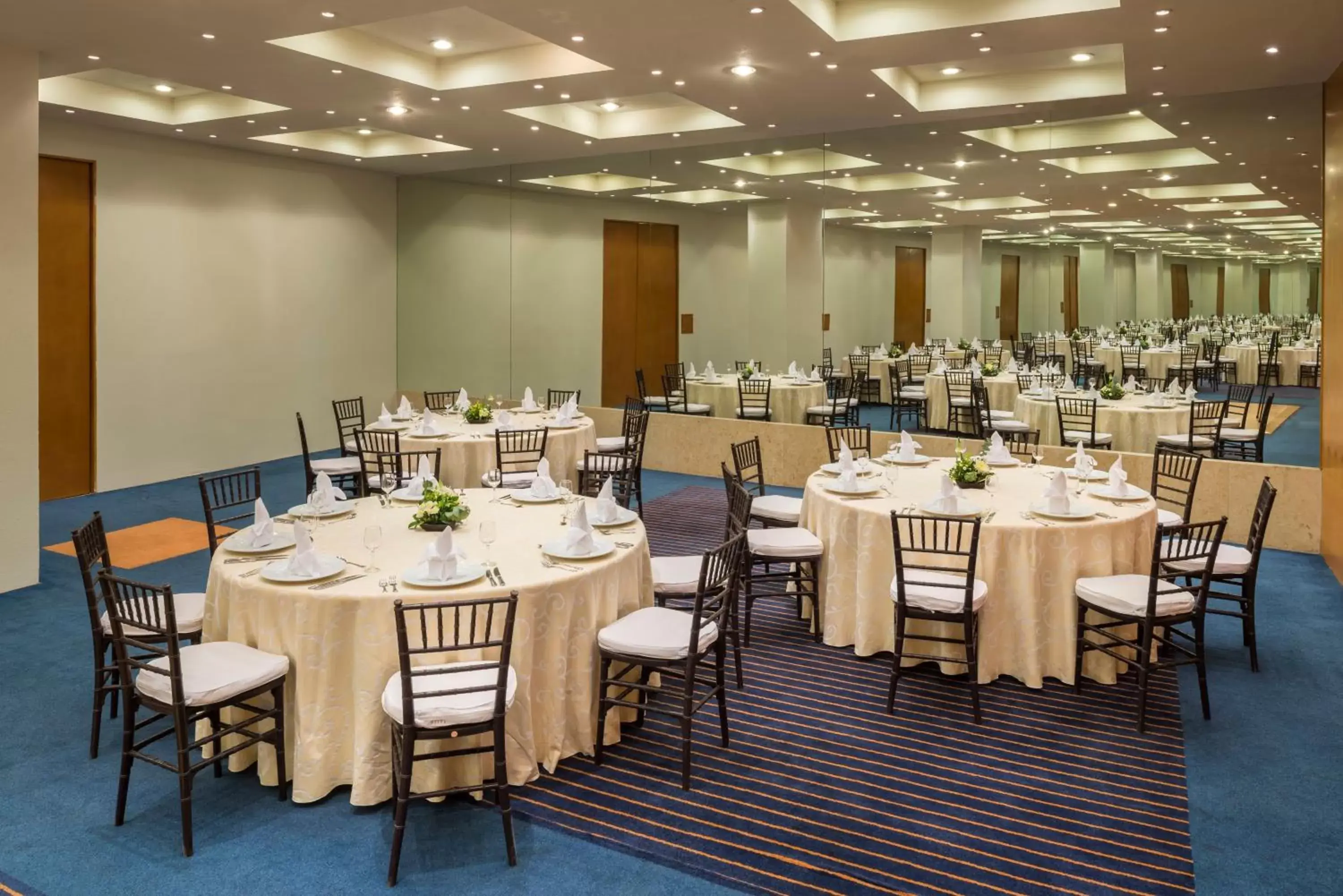 Banquet/Function facilities, Restaurant/Places to Eat in Real Inn San Luis Potosi