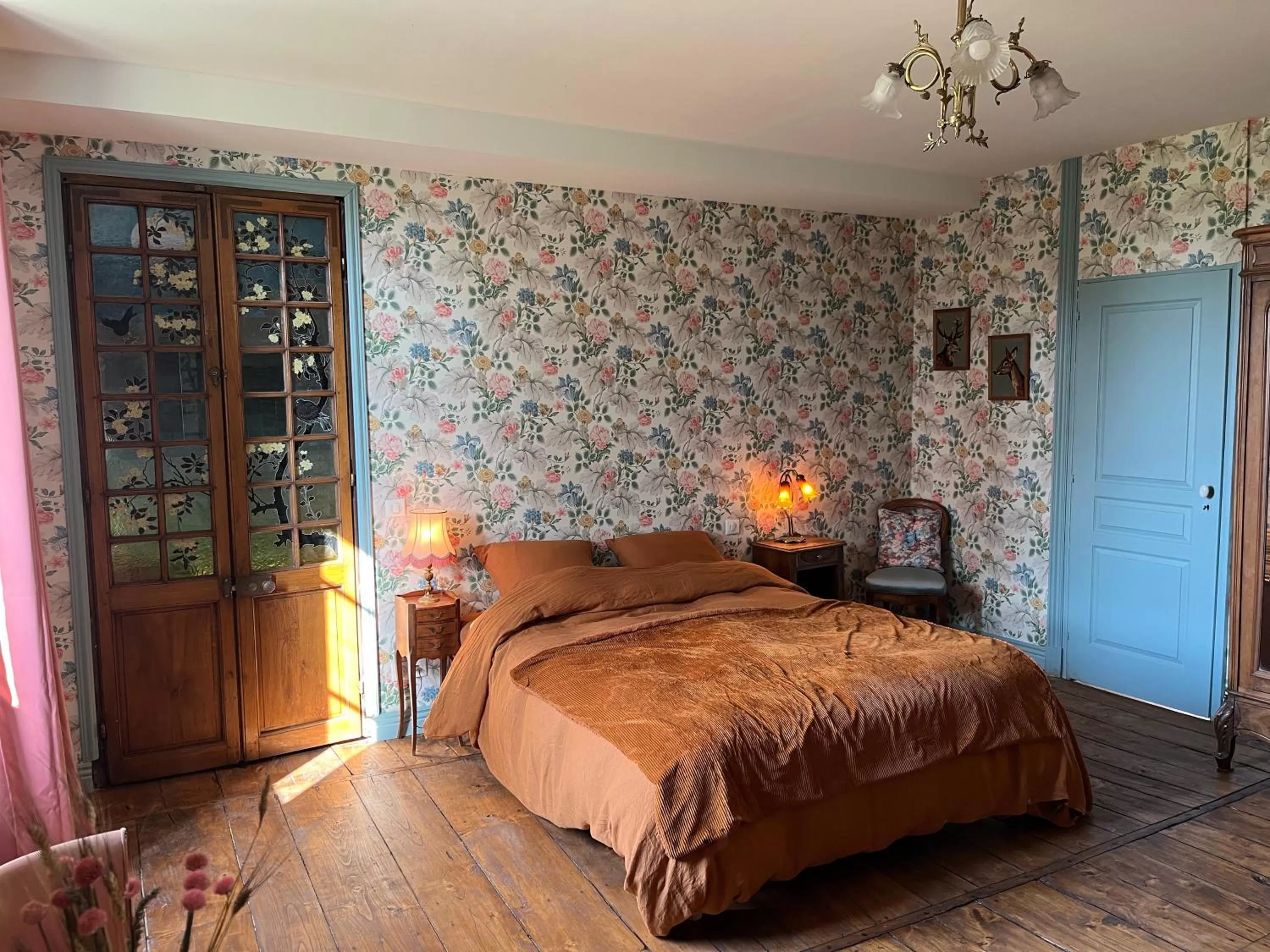 Photo of the whole room, Bed in Le Clos Chalmon Chambre d'hôte