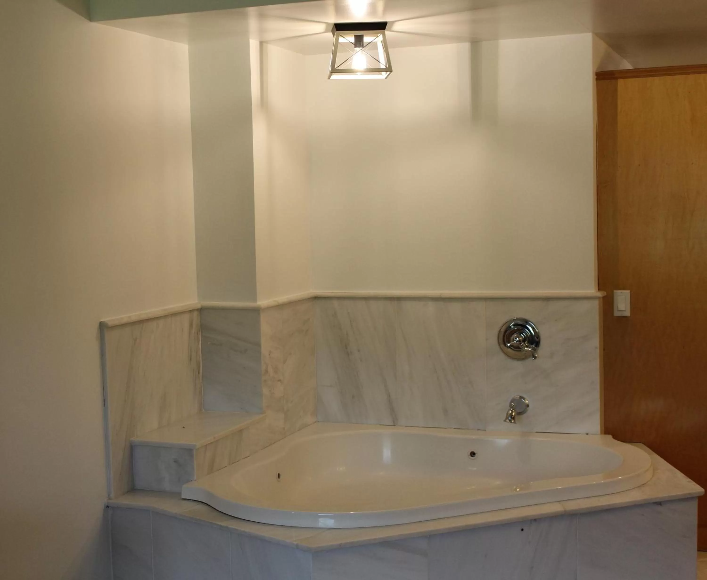 Bathroom in Catskill Seasons Inn