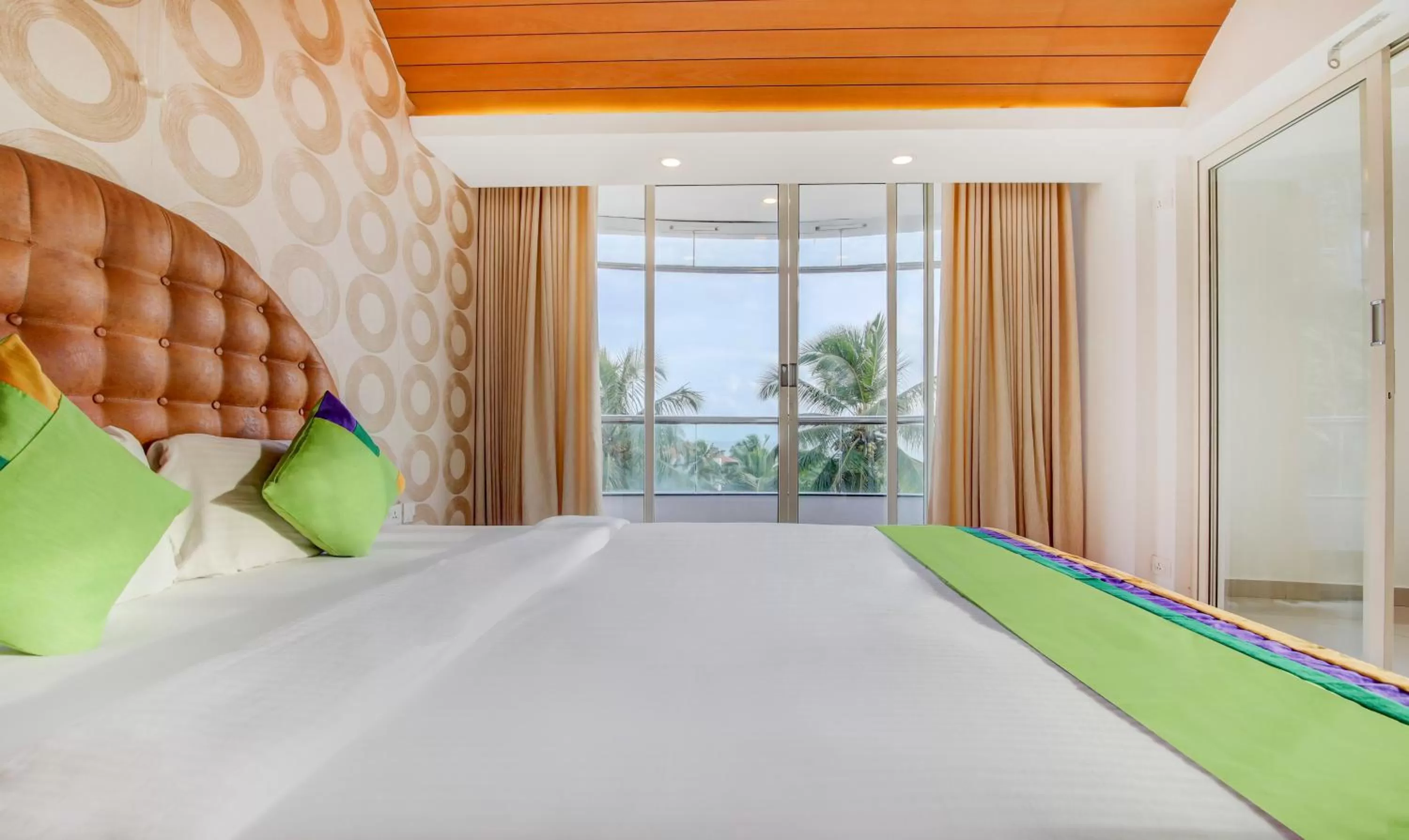 Sea view, Bed in Cilantro By The Sea