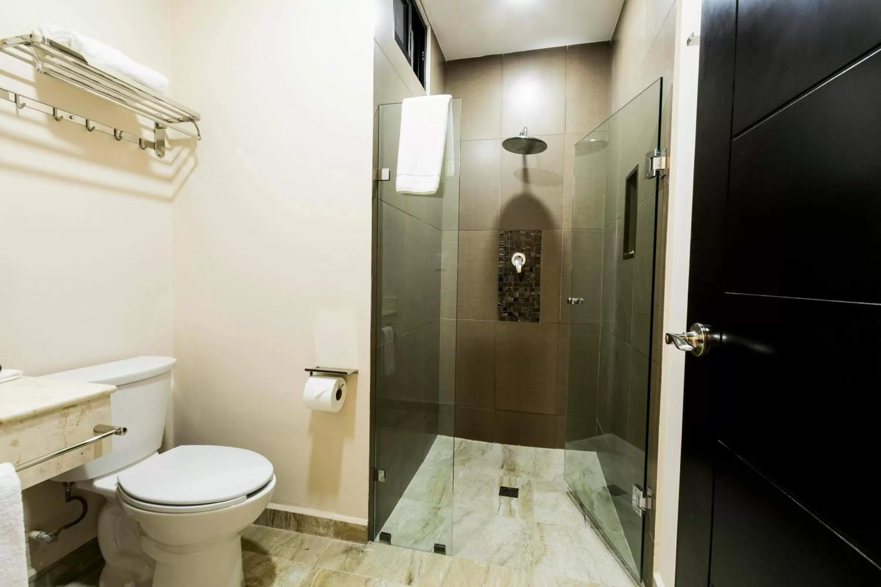 Shower, Bathroom in Los Frailes Hotel Boutique