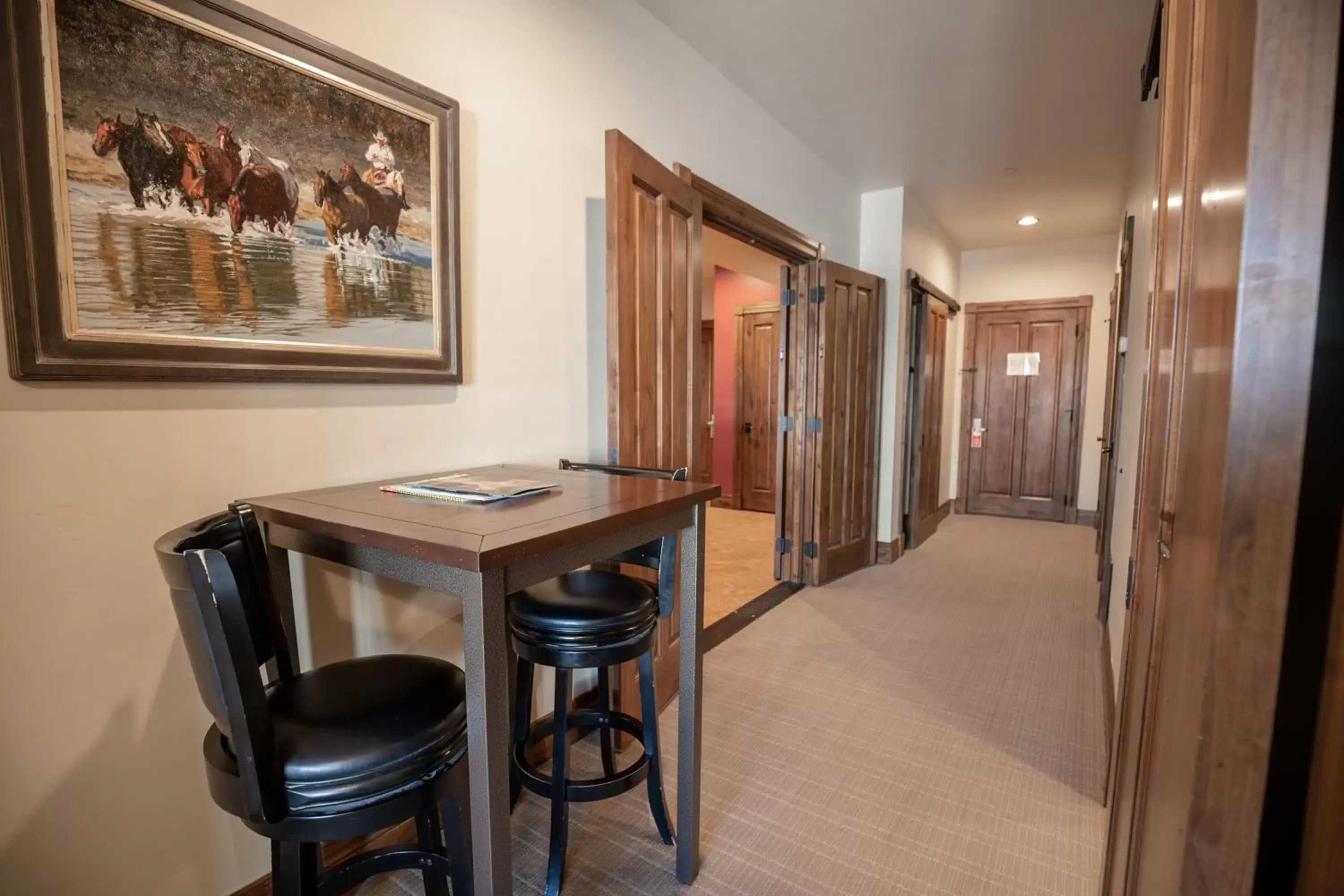 Coffee/tea facilities in The White Buffalo Club