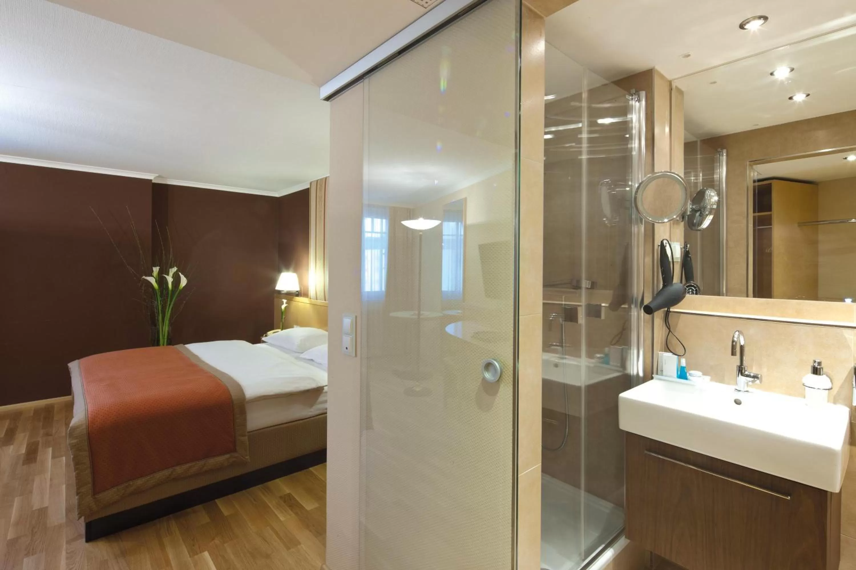 Bed in Austria Trend Hotel Ananas Wien