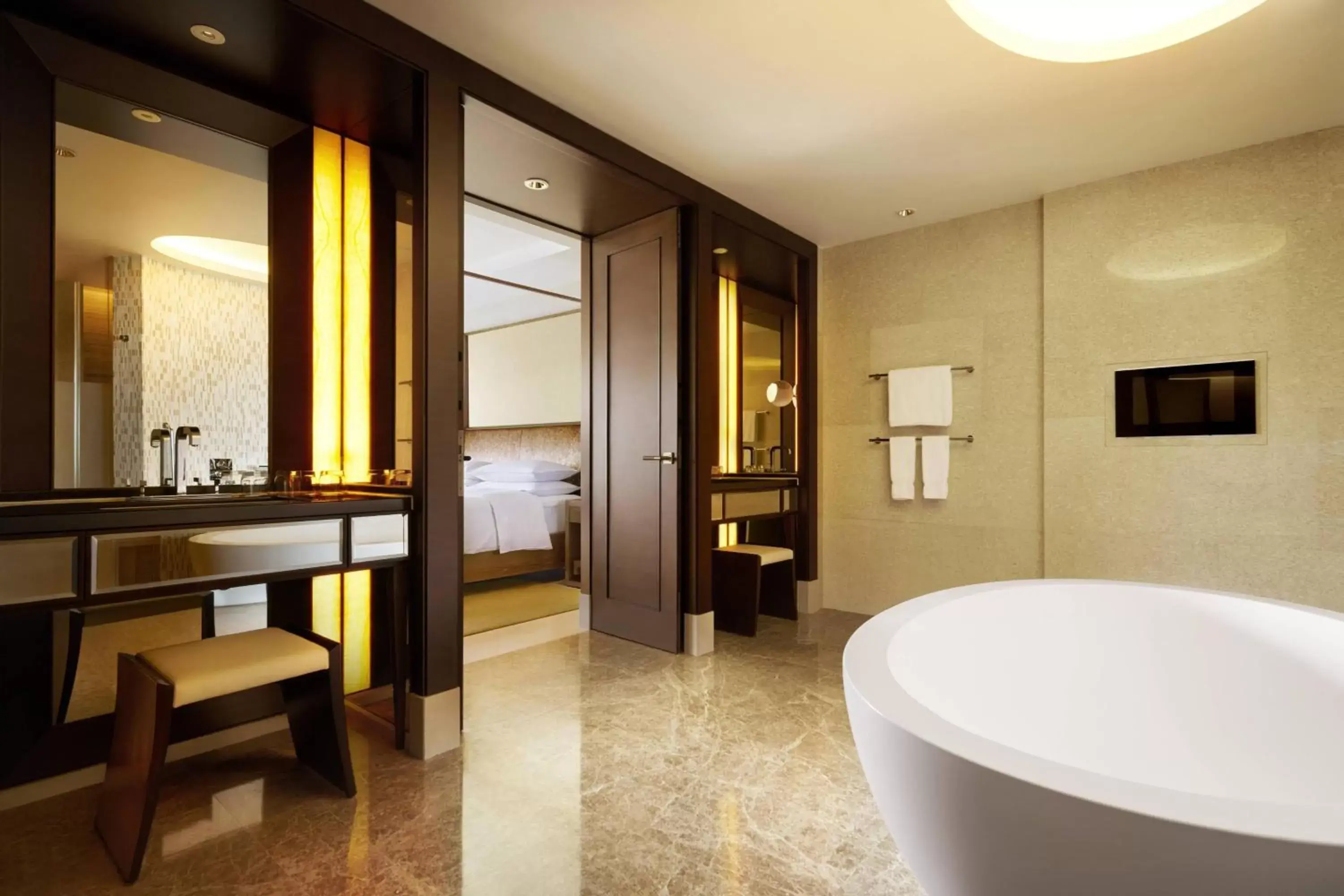 Bathroom in Sheraton Shenzhou Peninsula Resort