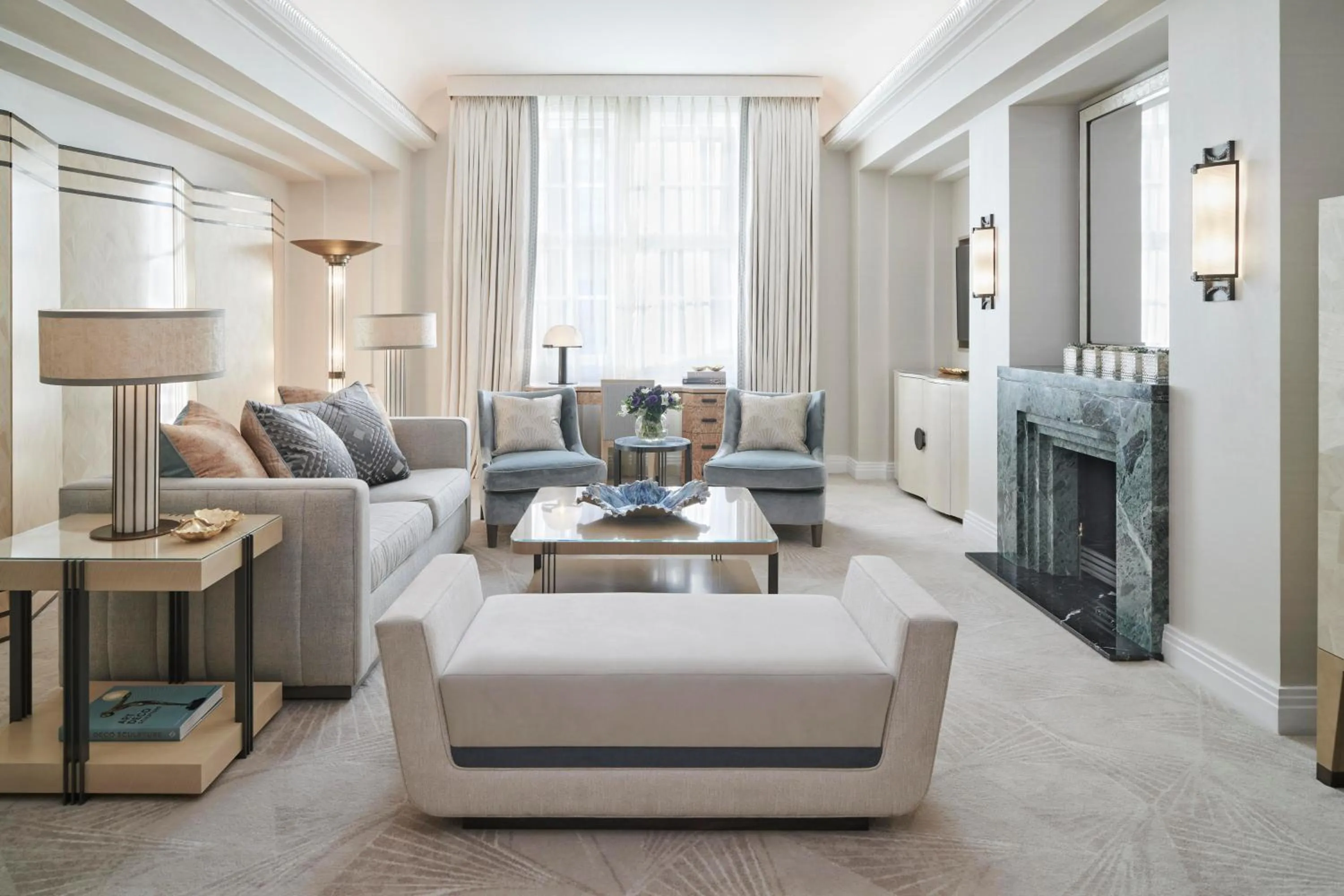 Living room, Bed in Claridge's, Maybourne