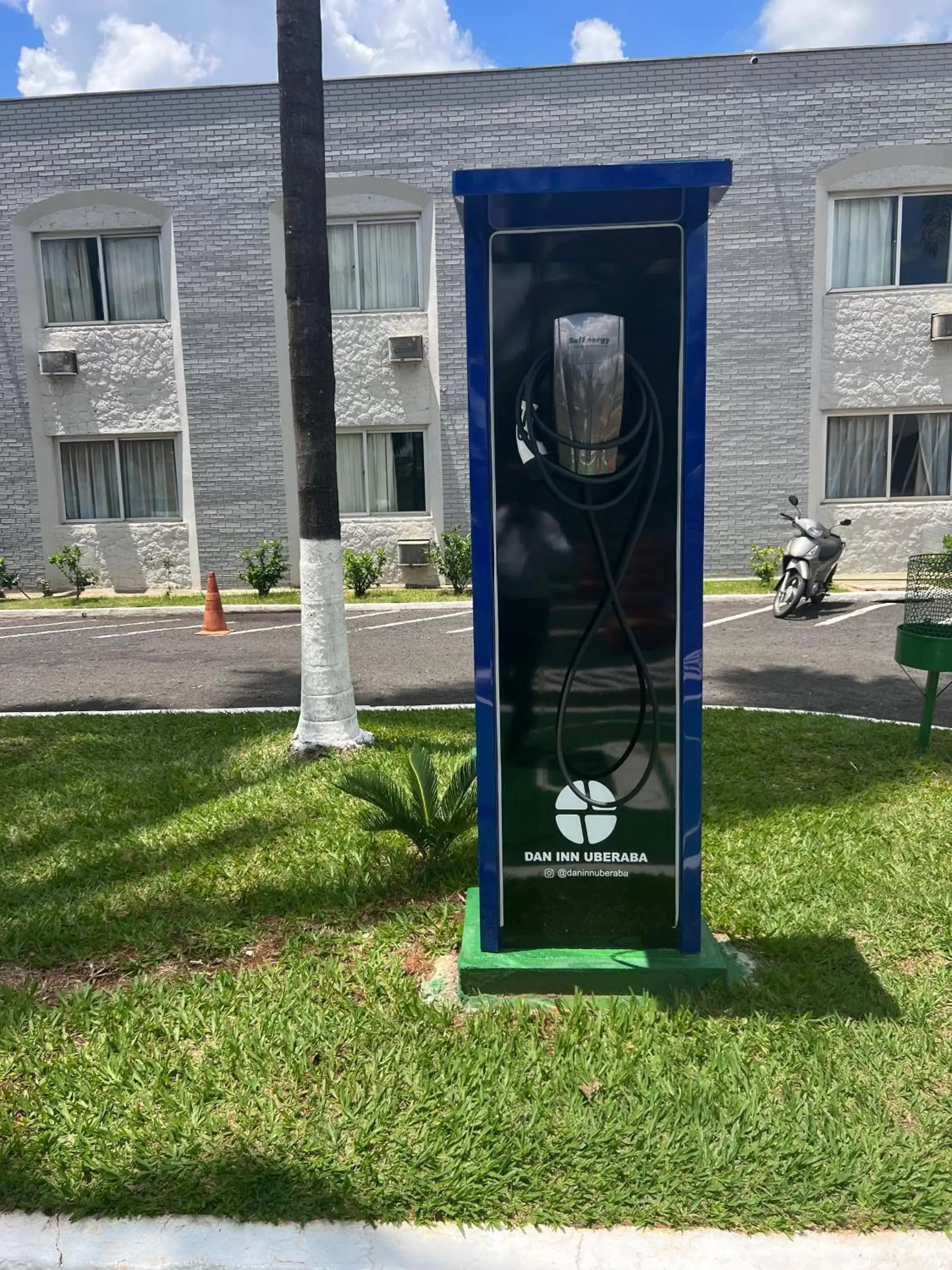 Parking in Dan Inn Uberaba & Convenções