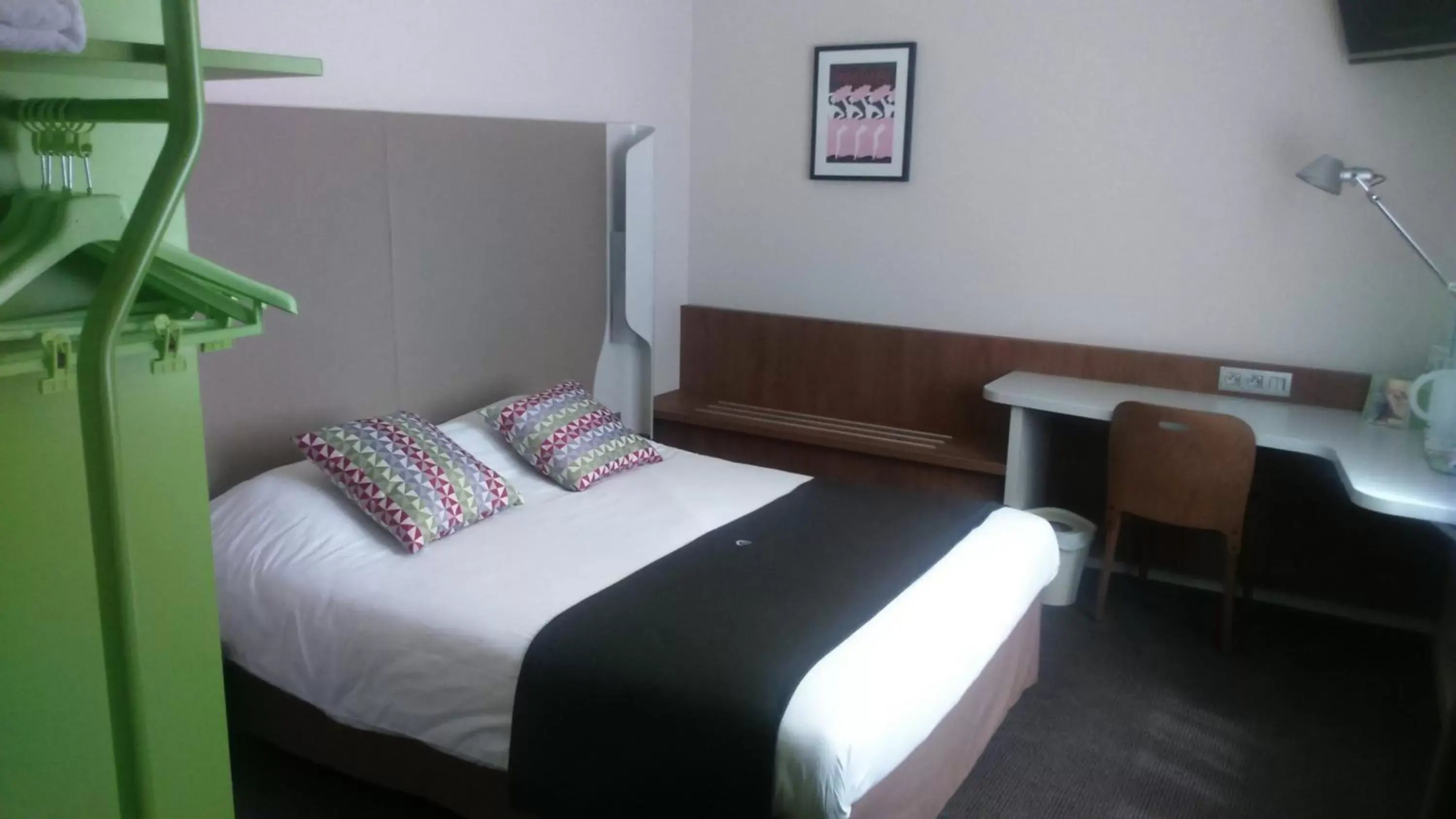 Bed in Campanile Annemasse Gare– Genève Bed in Campanile Annemasse Gare– Genève