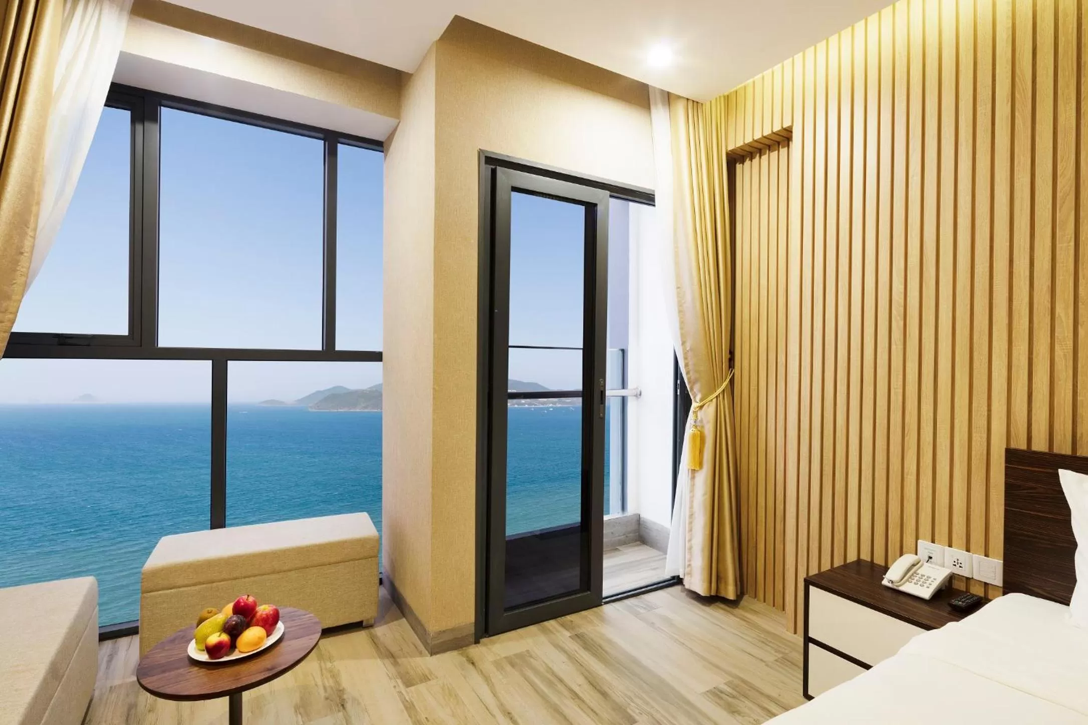Balcony/Terrace, Bed in Emerald Bay Hotel & Spa Nha Trang