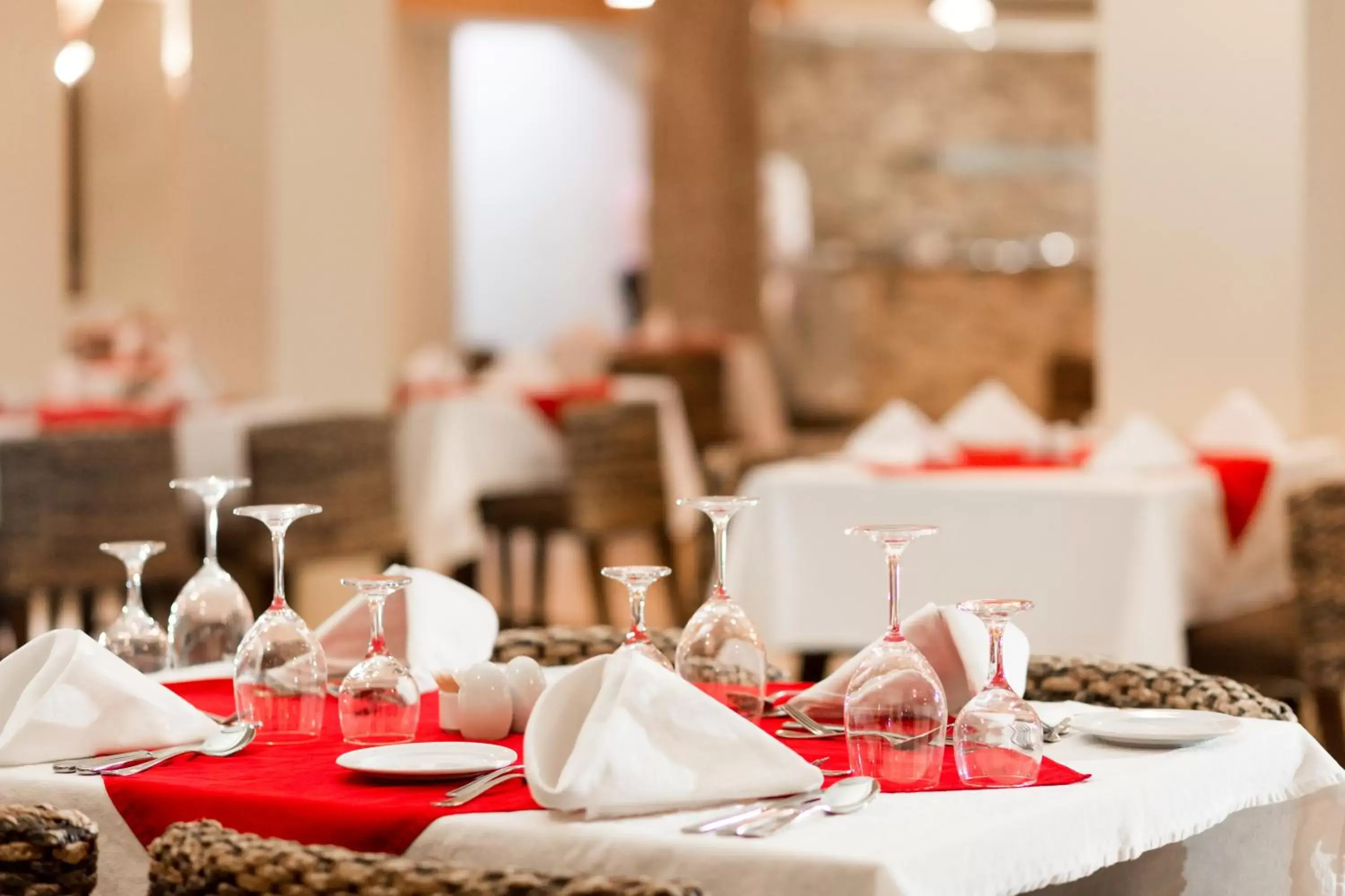 Restaurant/places to eat in Coral Sun Beach Restaurant/places to eat in Coral Sun Beach