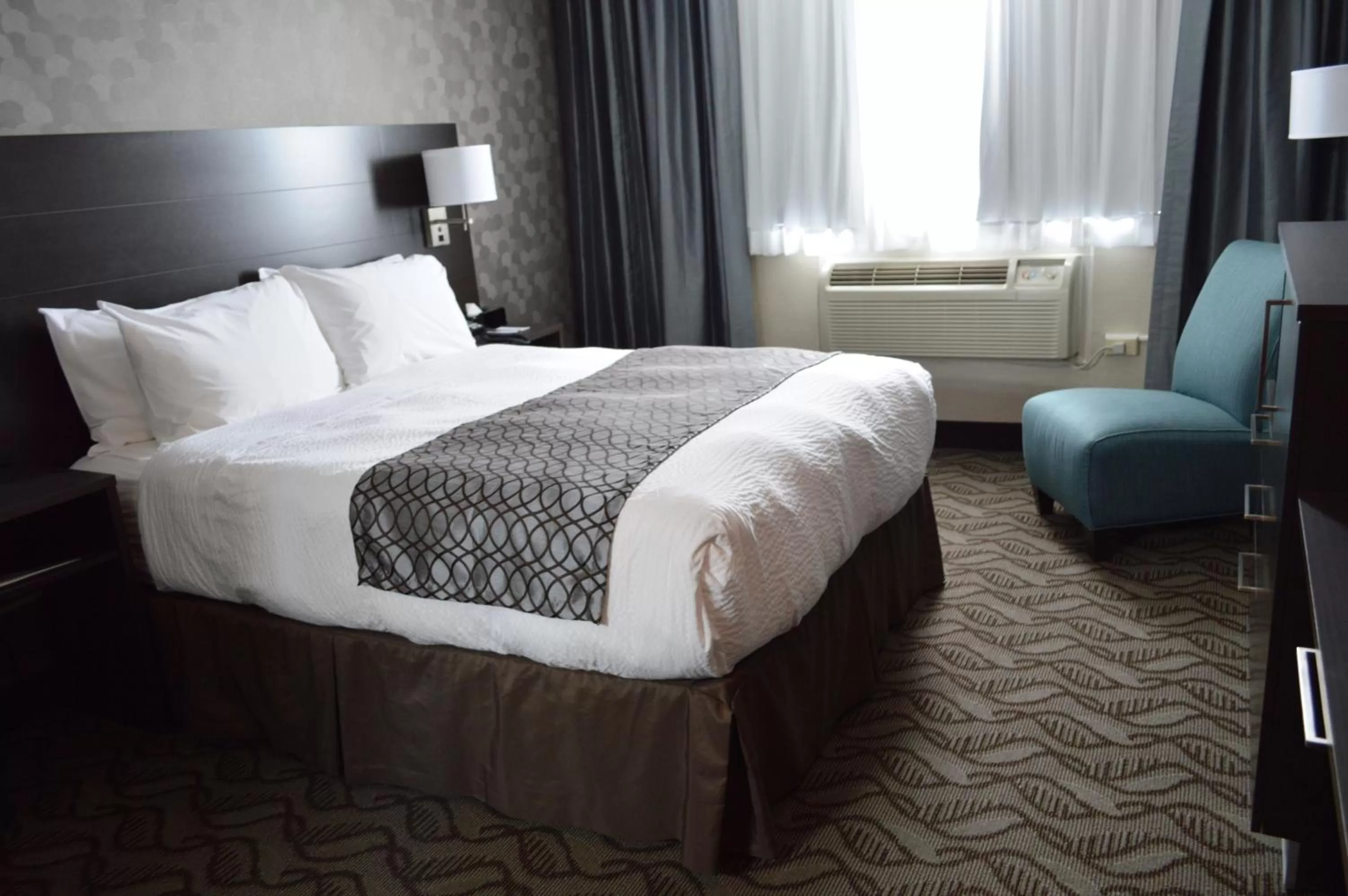 Bedroom, Bed in Clarion Hotel