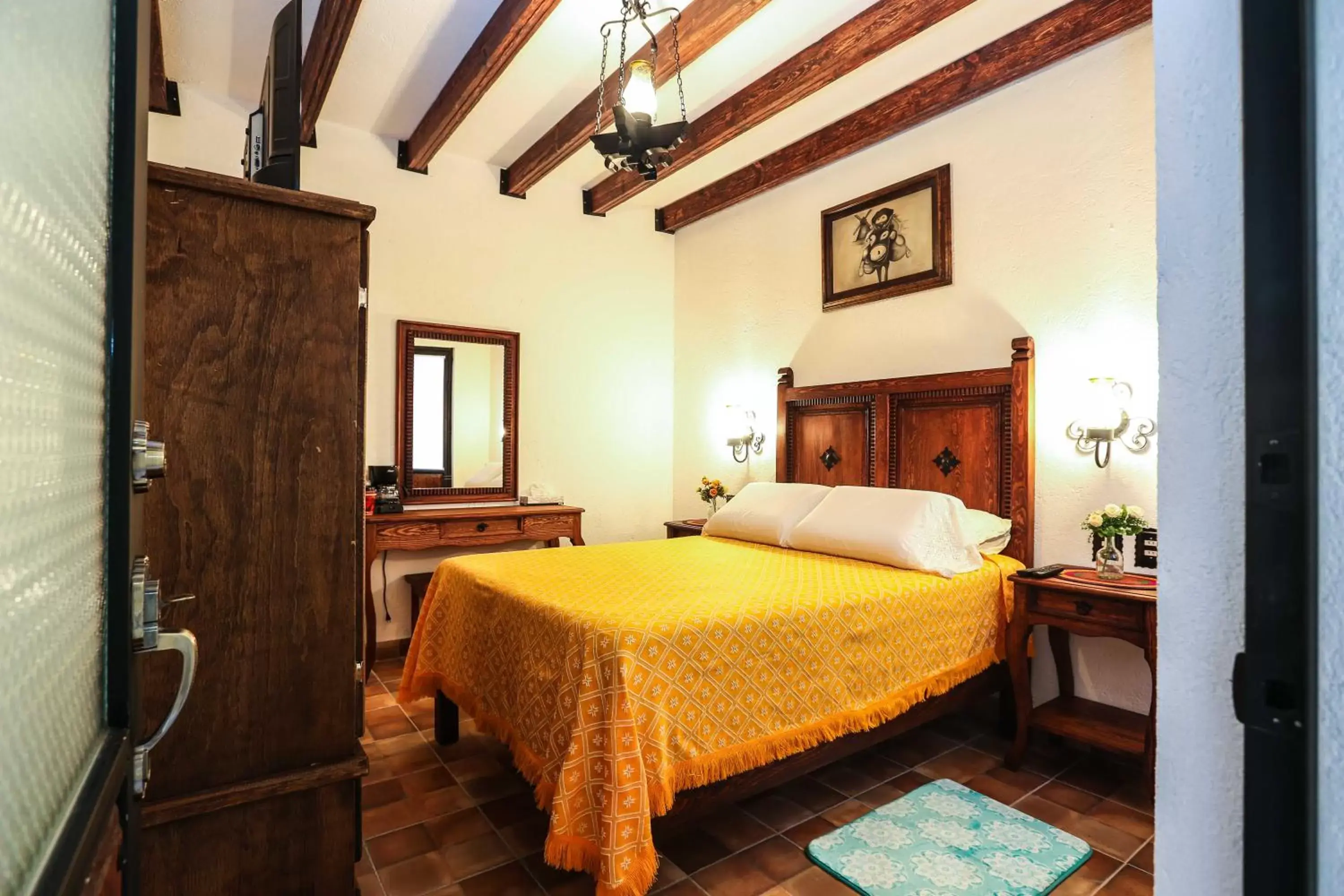 Bed in El mesón del Quijote