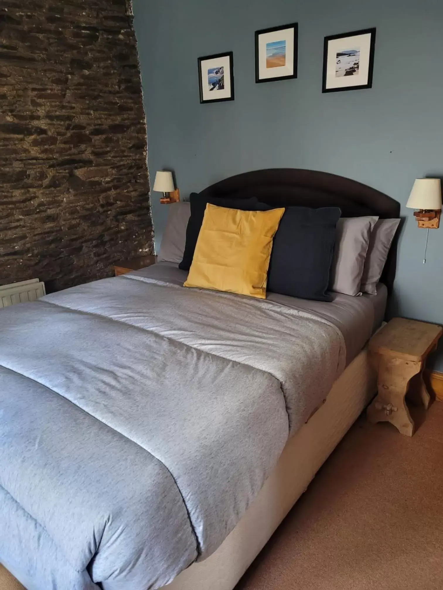 Double Room with Private Bathroom in The Dolphin Inn