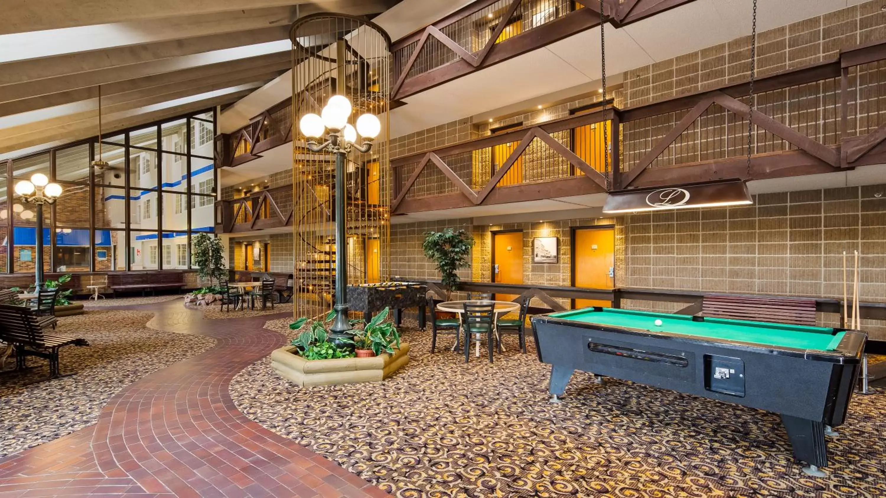 Billiard, Billiards in Best Western Plus Longbranch Hotel & Convention Center