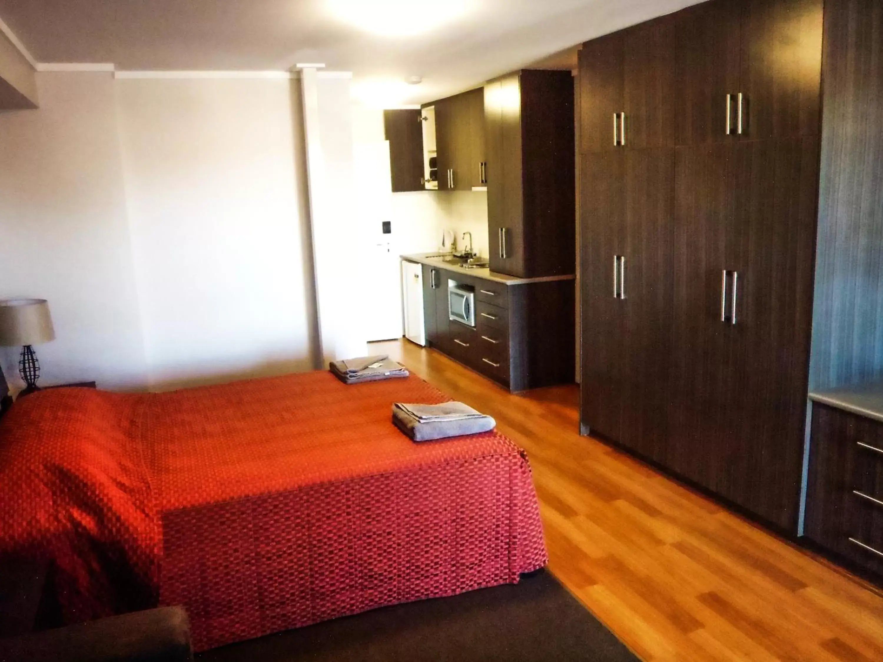 Photo of the whole room, Room Photo in Spinifex Hotel