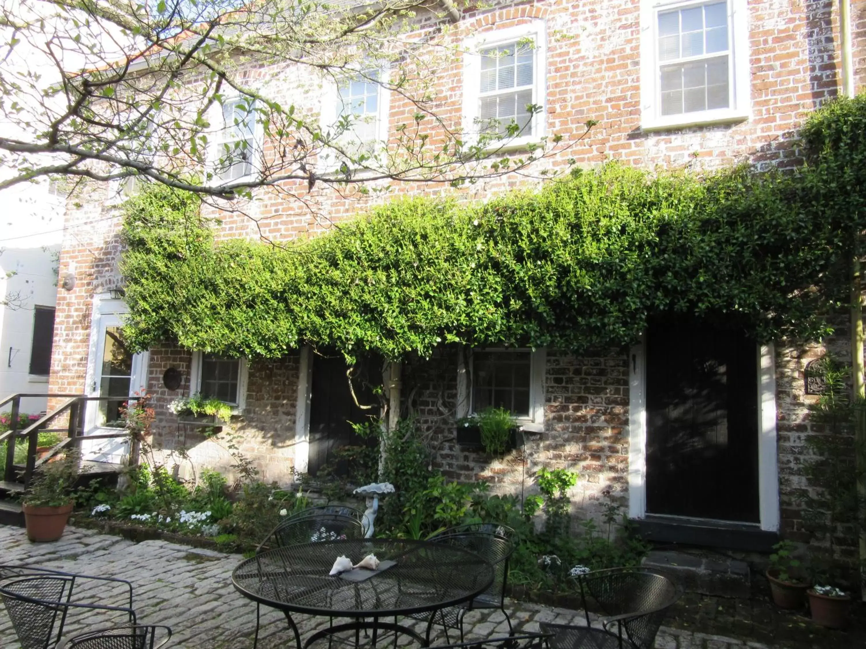 Patio, Property Building in Historic 86 Church Street