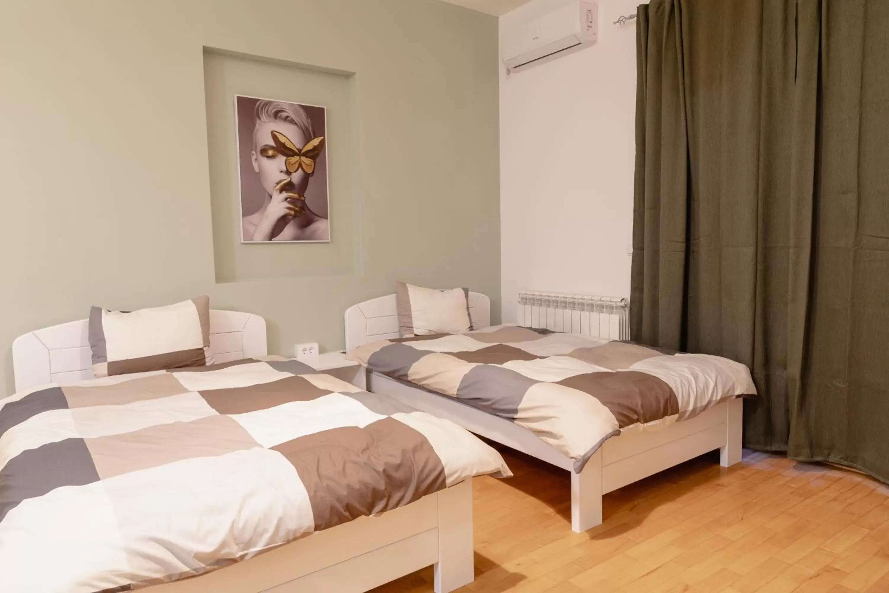 Twin Room with Bathroom in AirMi hotel Twin Room with Bathroom in AirMi hotel