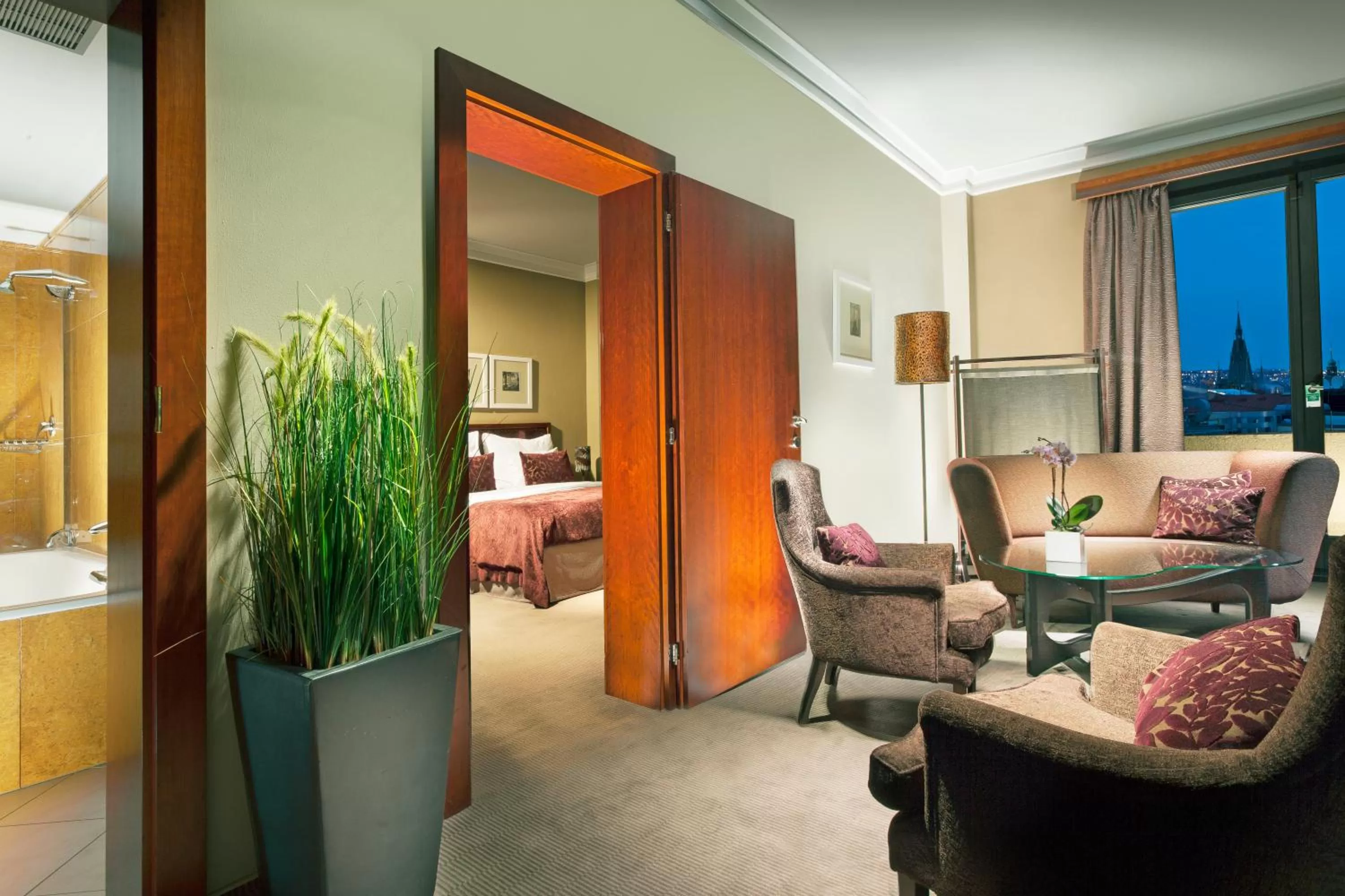 Photo of the whole room, Bed in Jalta Boutique Hotel