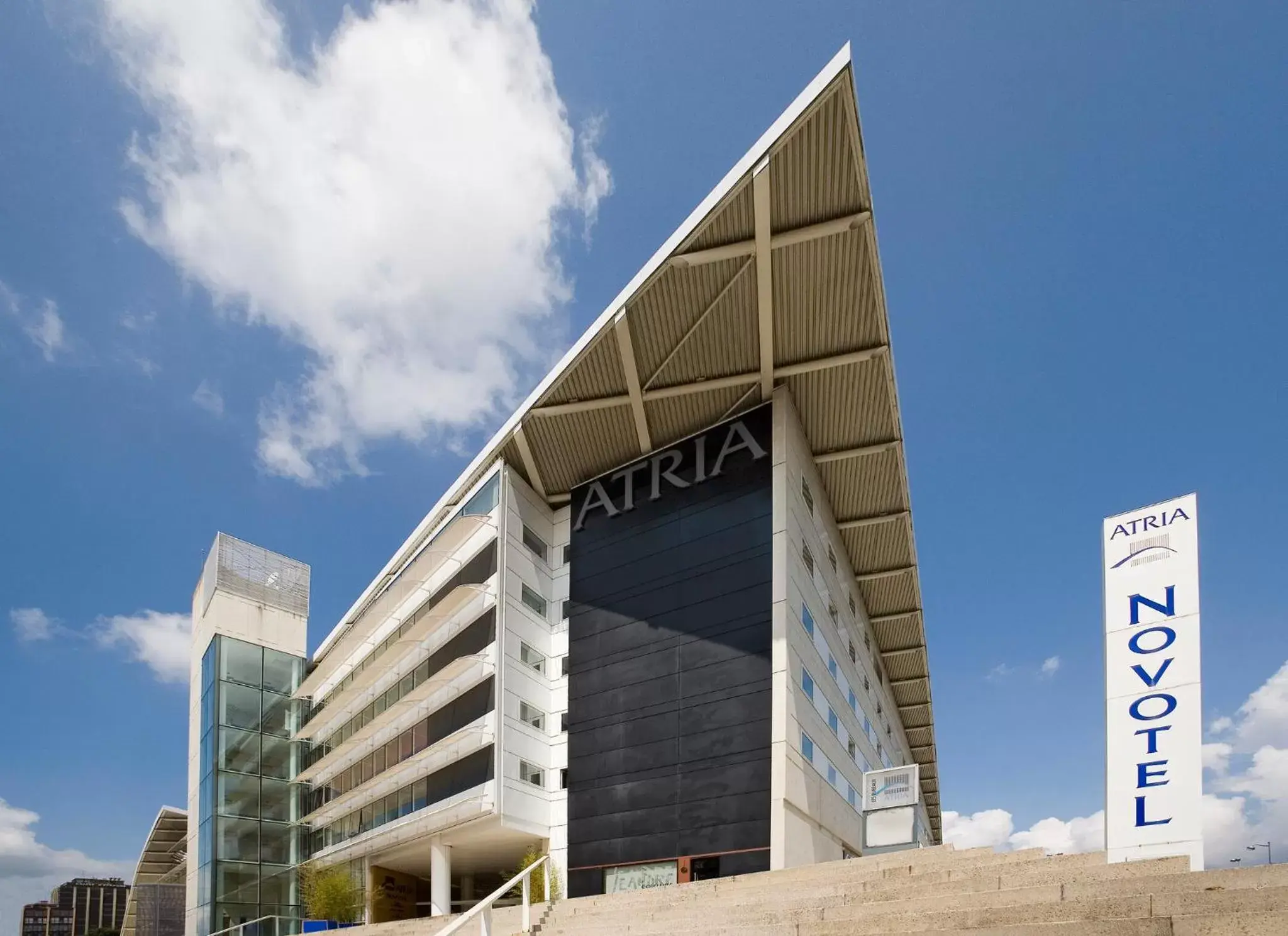 Facade/entrance, Property Building in Novotel Belfort Centre Atria