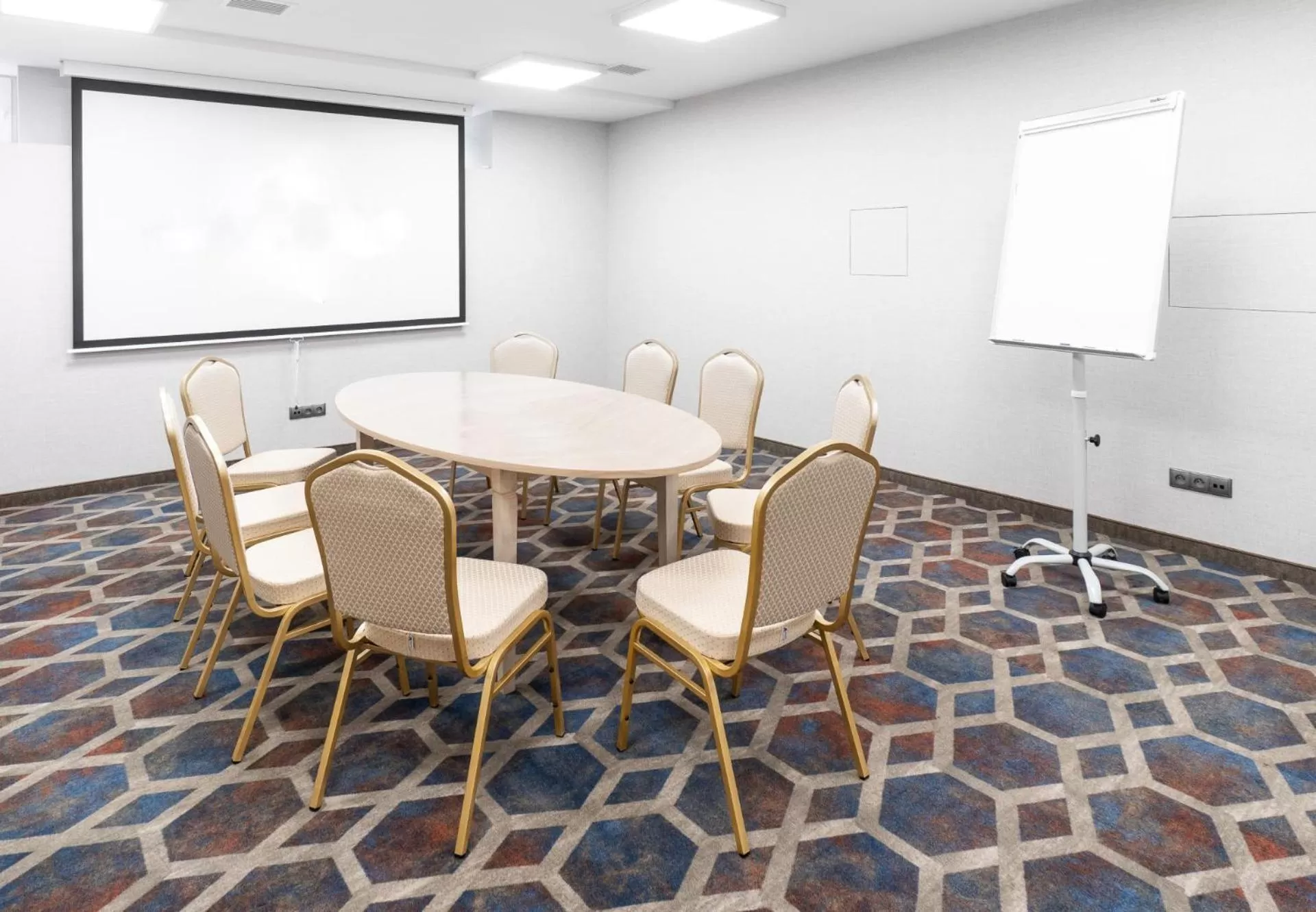 Business facilities in Magnus Resort