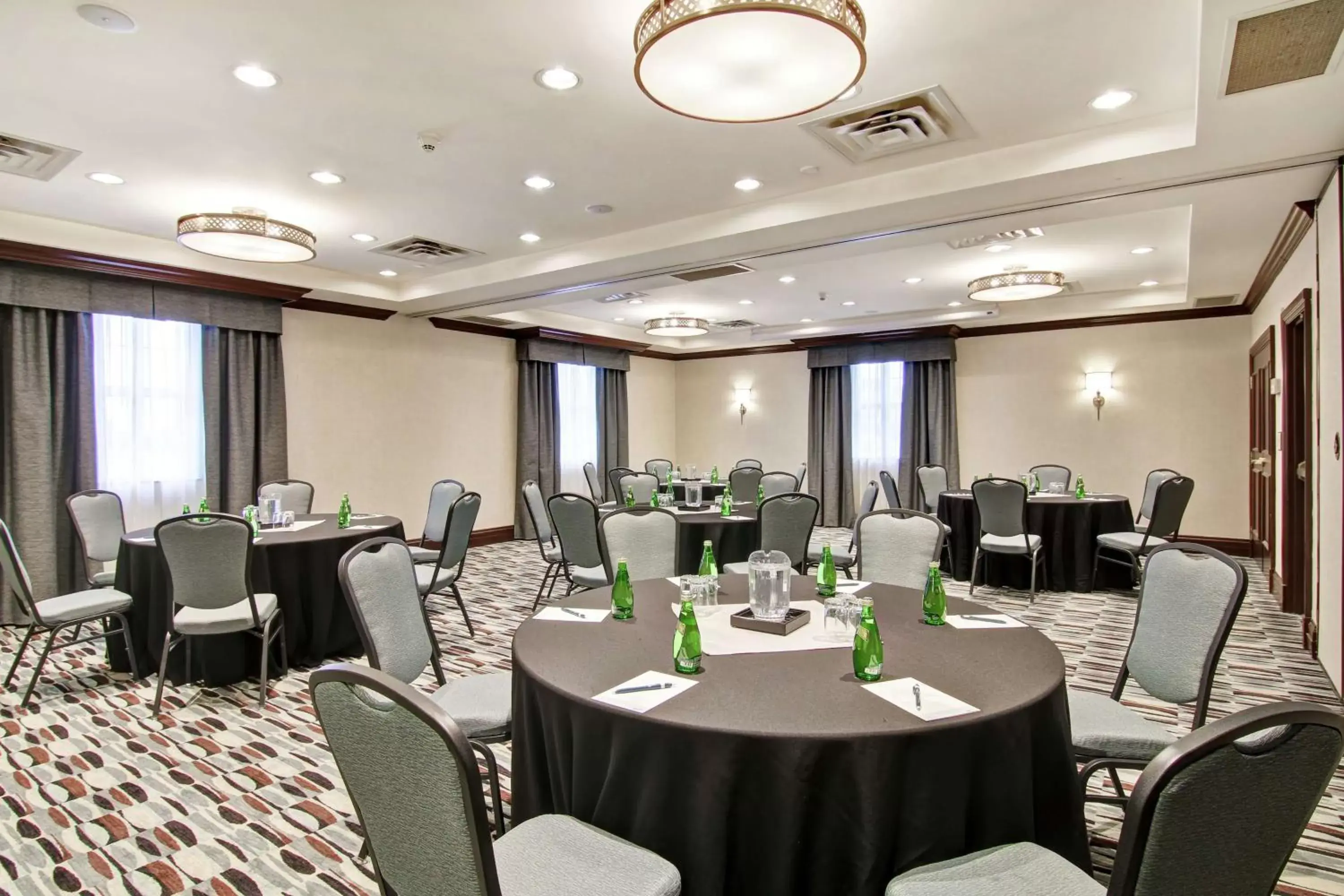 Meeting/conference room in Homewood Suites by Hilton Toronto-Oakville