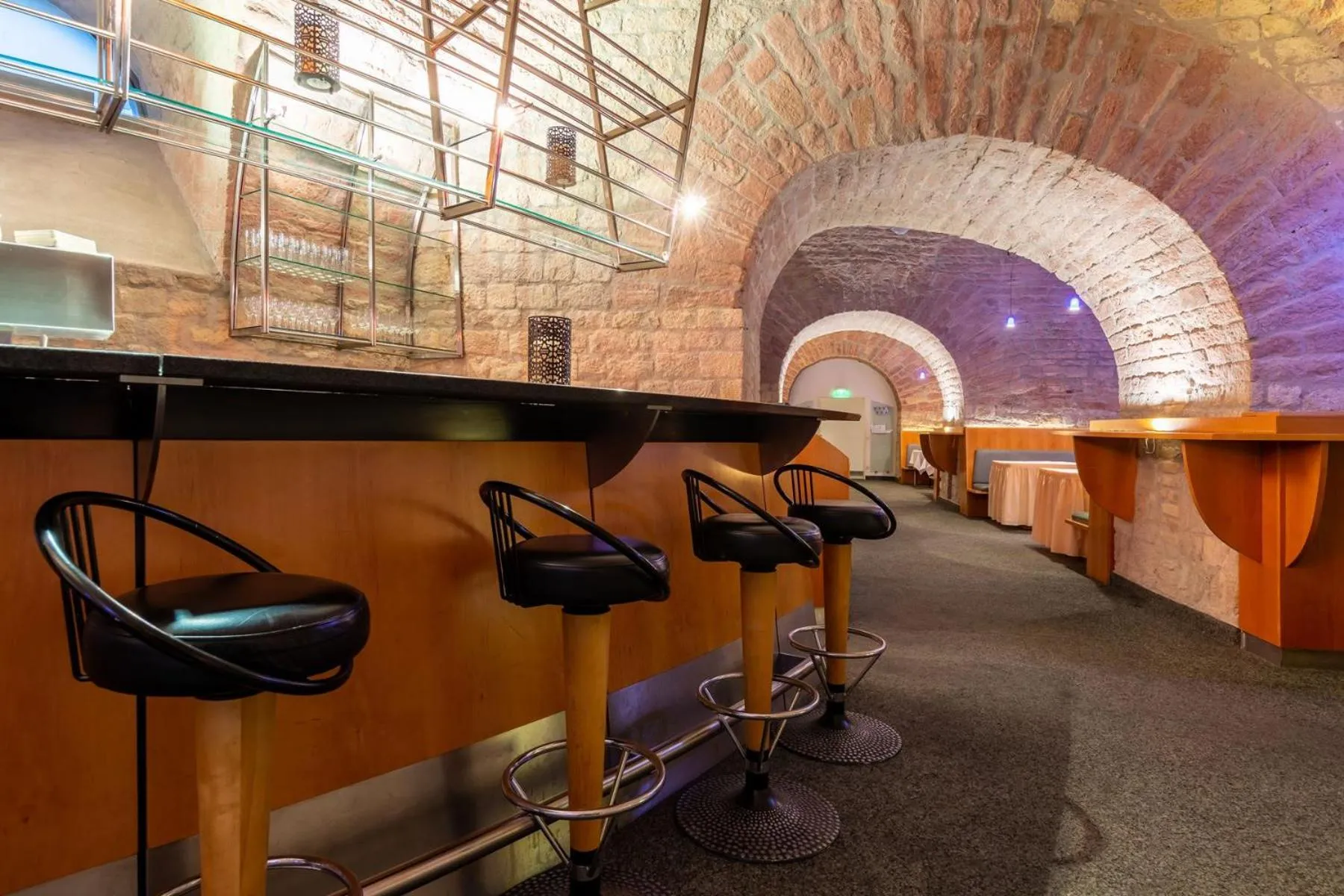 Restaurant/places to eat in Novotel Mainz