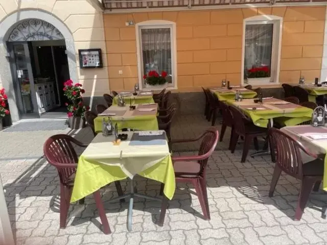 Garden, Restaurant/Places to Eat in Hotel Acla Filli