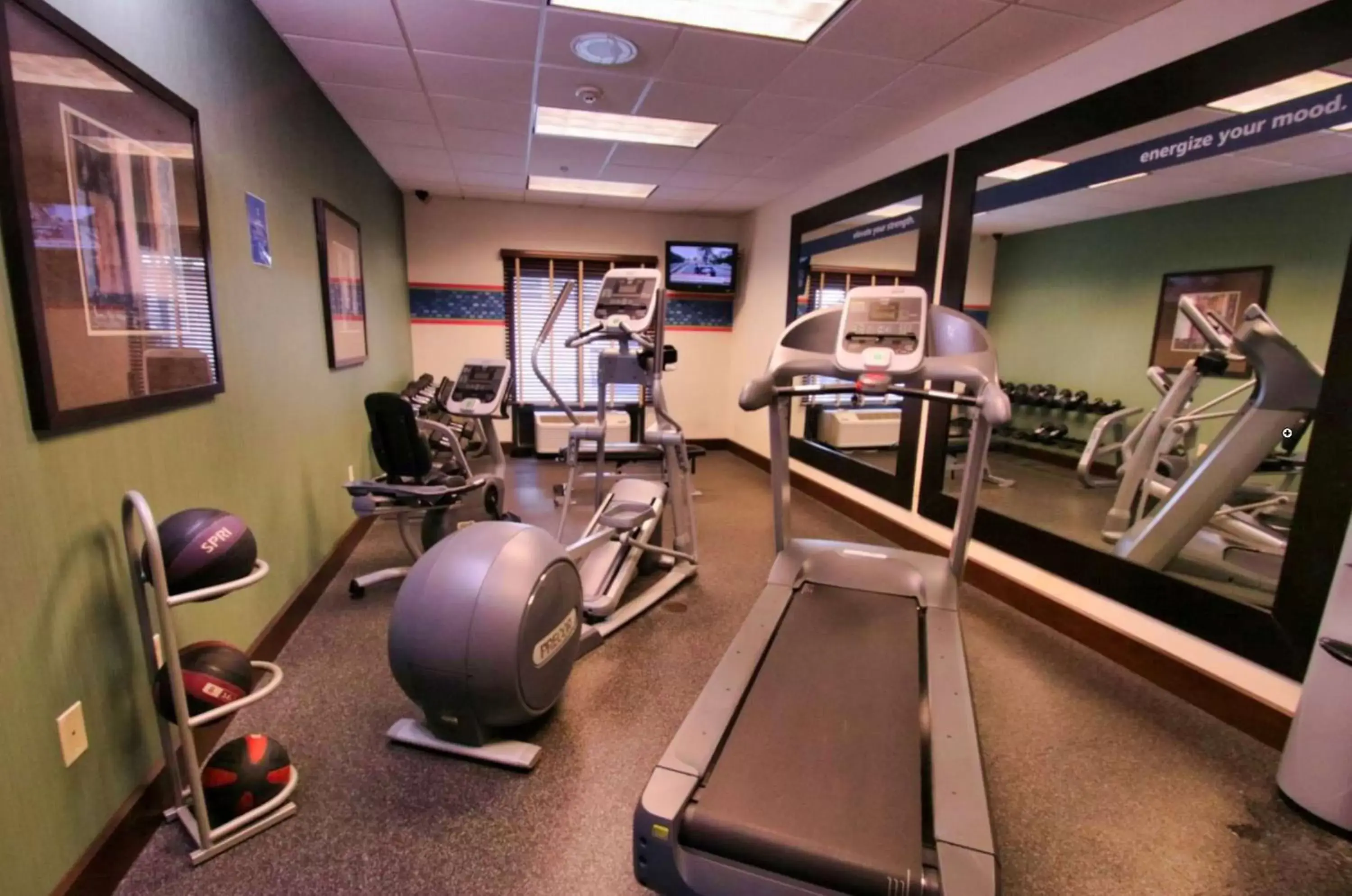 Fitness centre/facilities, Fitness Center/Facilities in Hampton Inn & Suites Jacksonville Beach Boulevard/Mayo Clinic