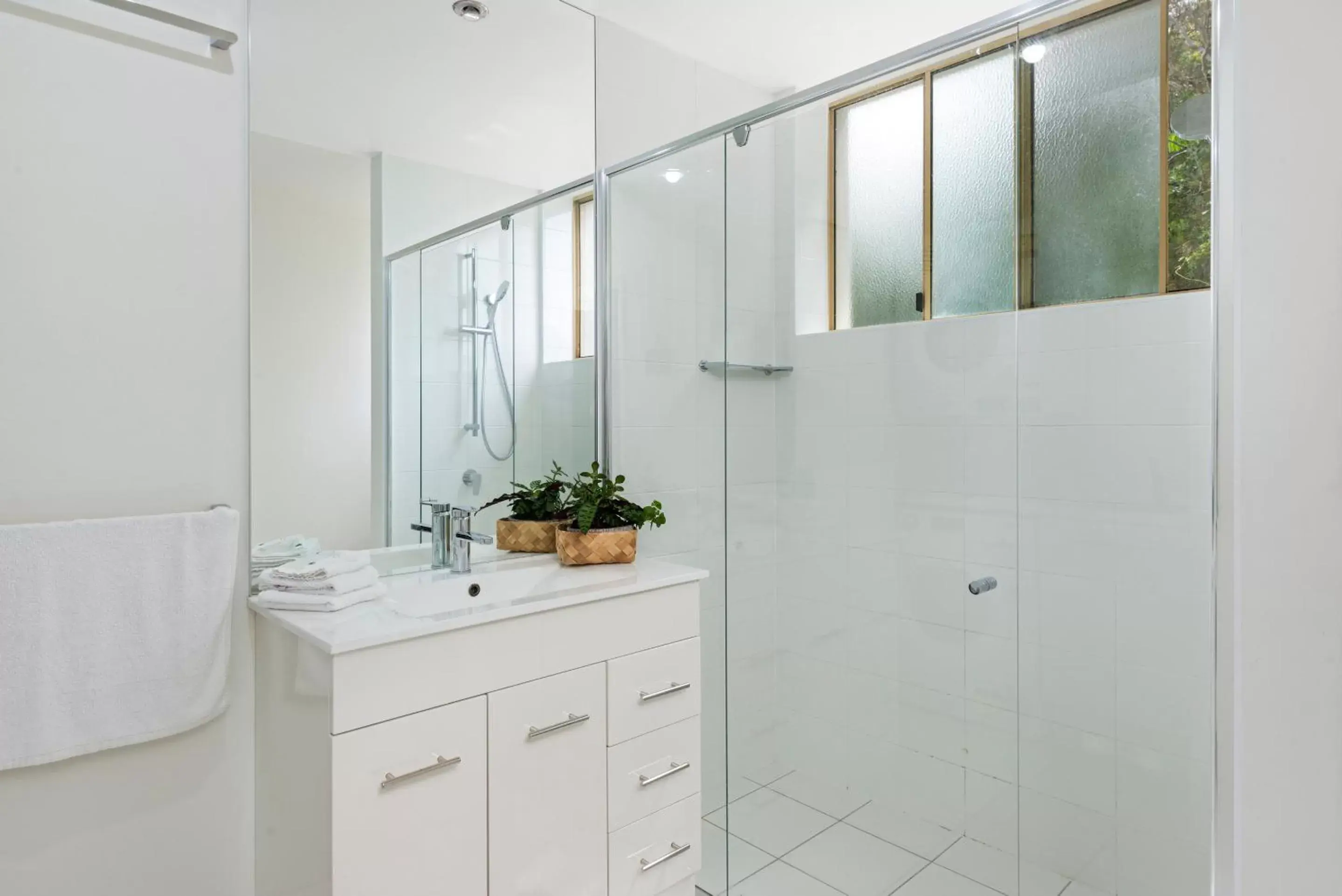 Bathroom in Little Cove Currumbin