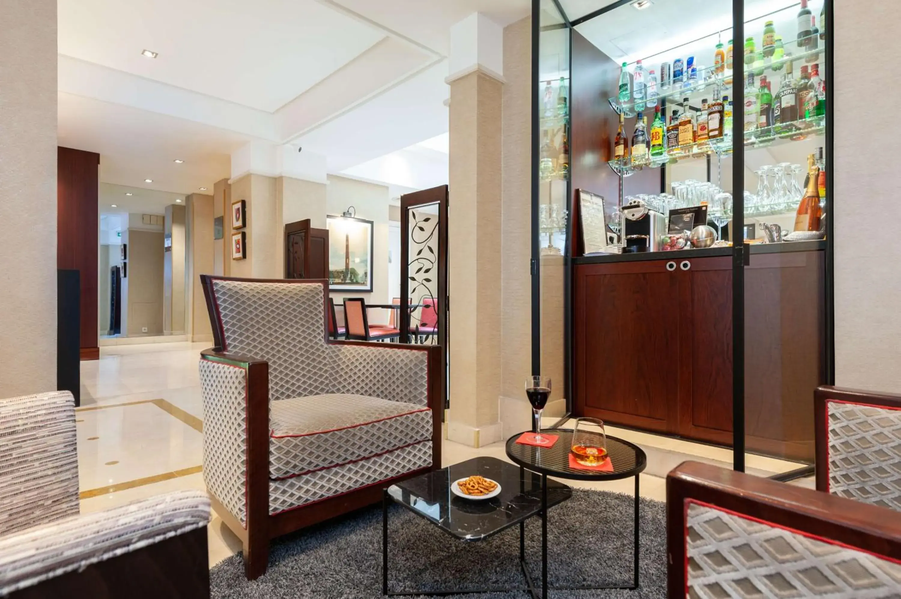 Lounge or bar, Lobby/Reception in Best Western Plus Hotel Sydney Opera