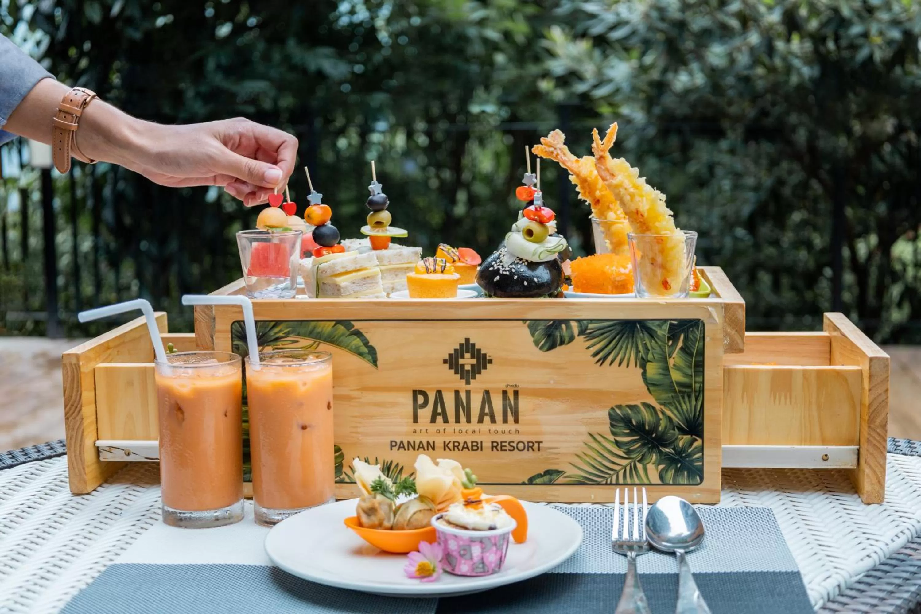 Restaurant/places to eat in Panan Krabi Resort