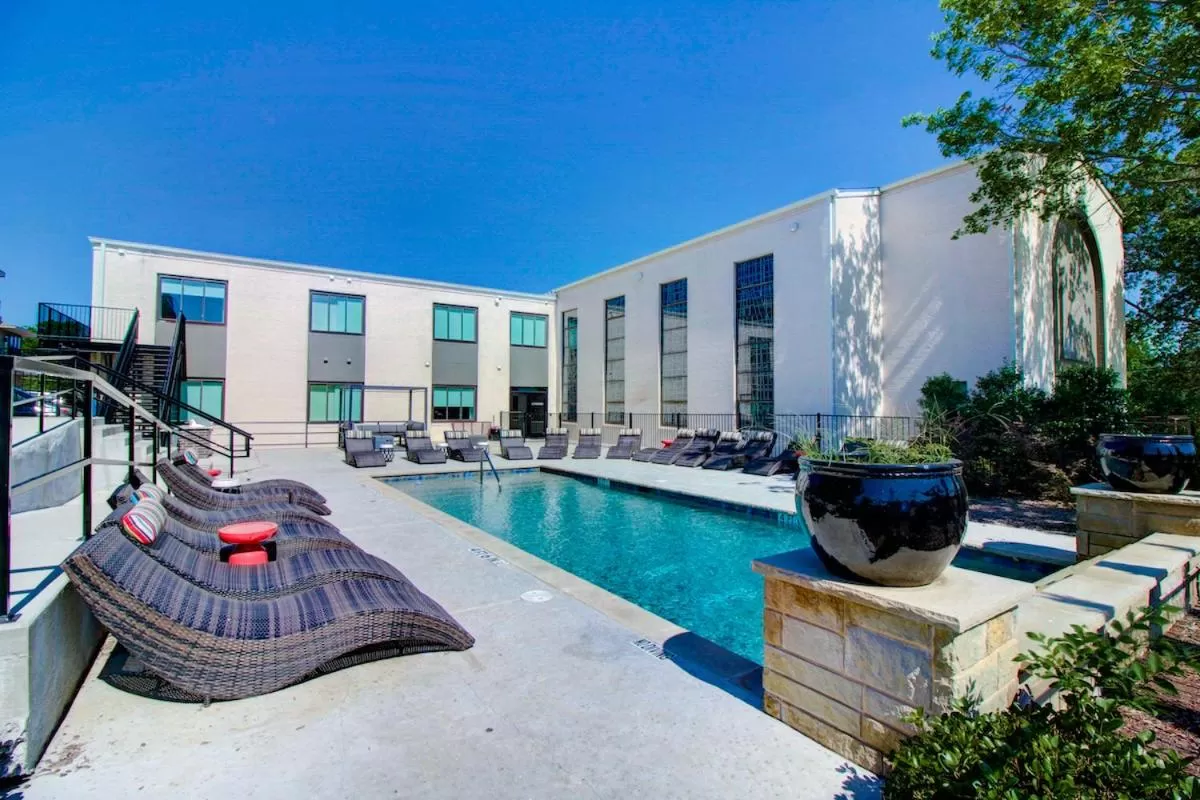 Property building in The Bishop Arts Hotel by Qresorts