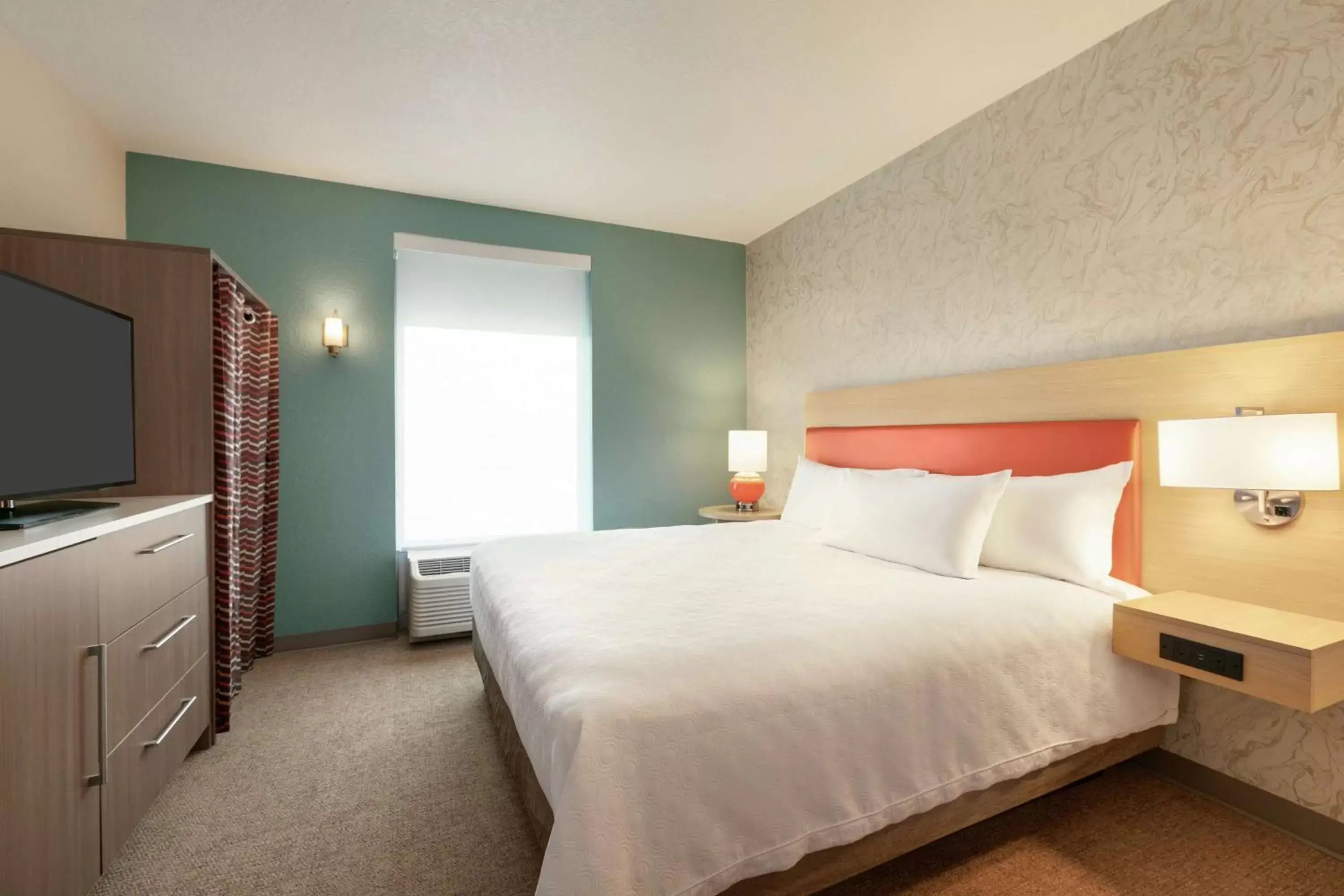 Bedroom, Bed in Home2 Suites By Hilton Orlando South Park
