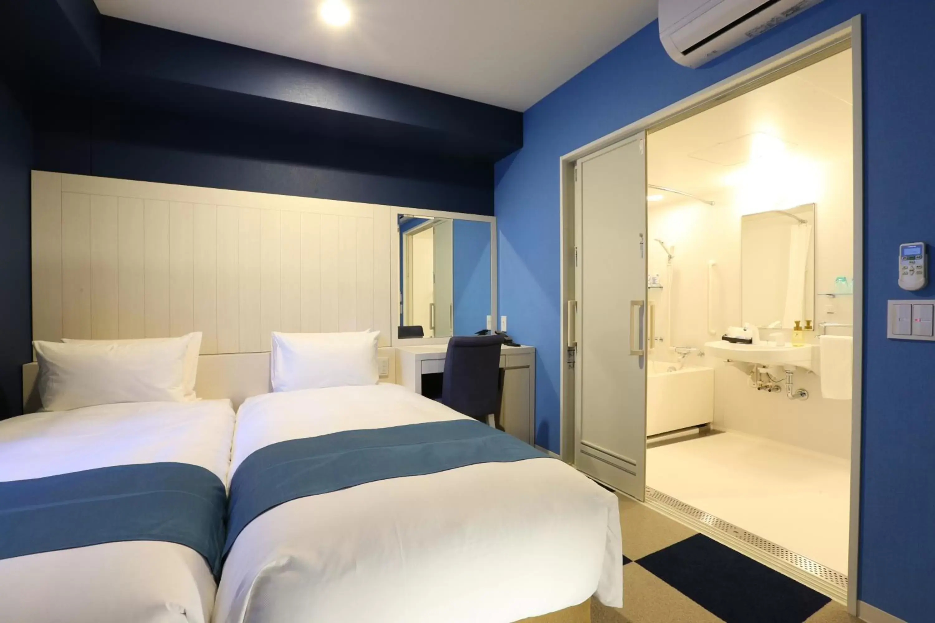 Bed in Hotel Wing International Select Nagoya Sakae